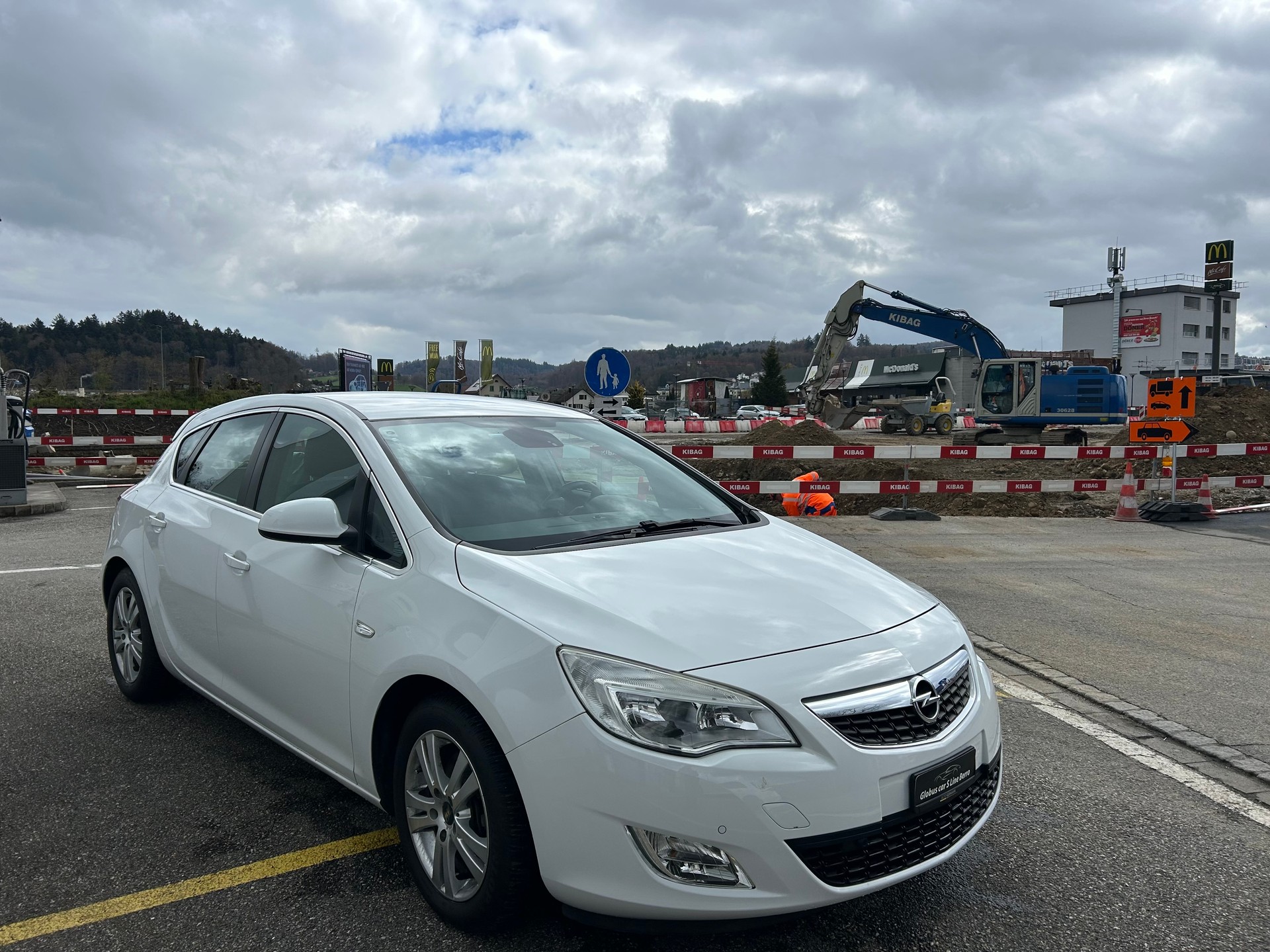 OPEL Astra 1.6i 16V Turbo Enjoy Automatic-image-2