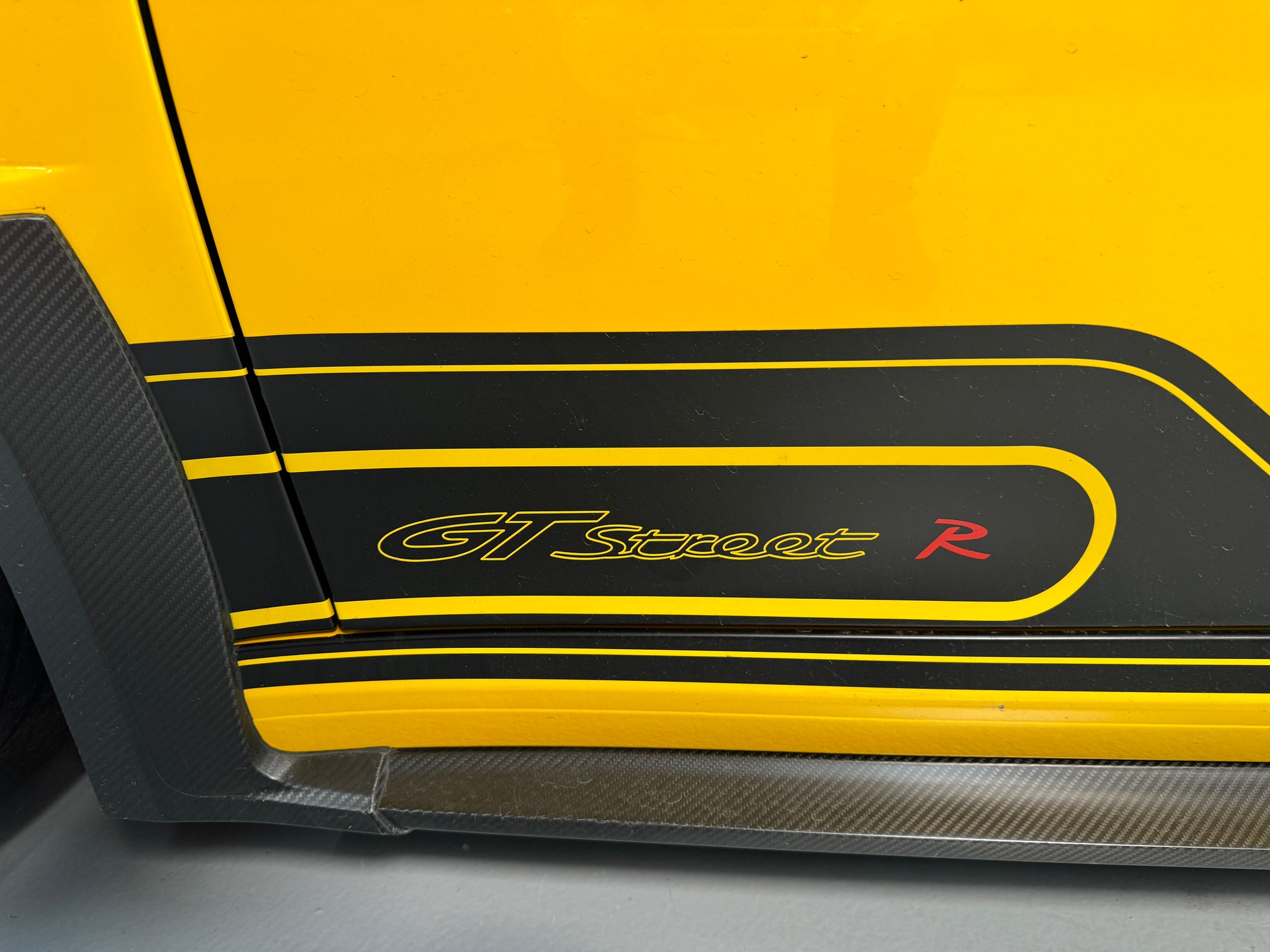 PORSCHE 911 Turbo S Cabrio PDK TECHART 1 OF 1-image-15