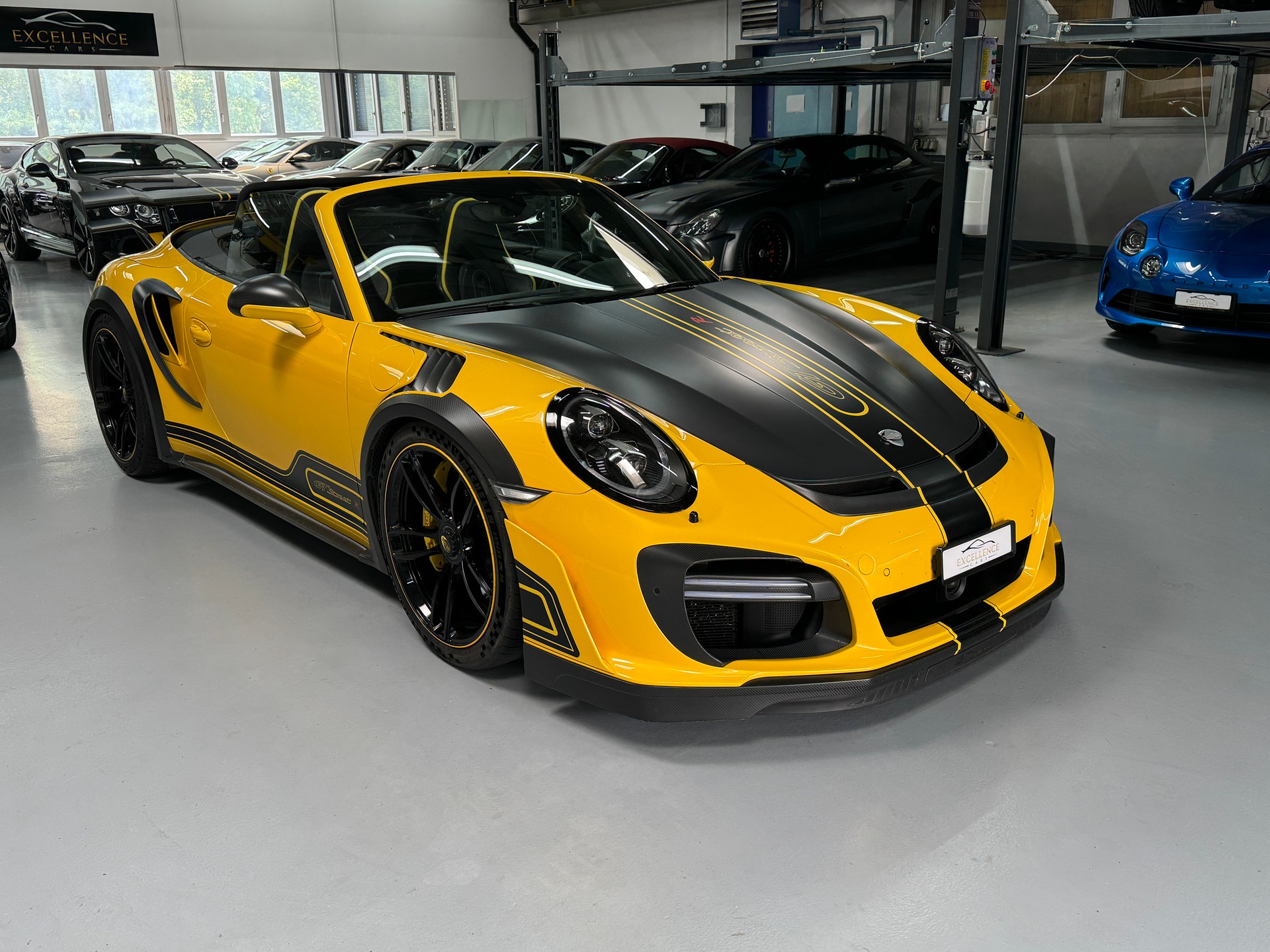 PORSCHE 911 Turbo S Cabrio PDK TECHART 1 OF 1-showroom-element-2