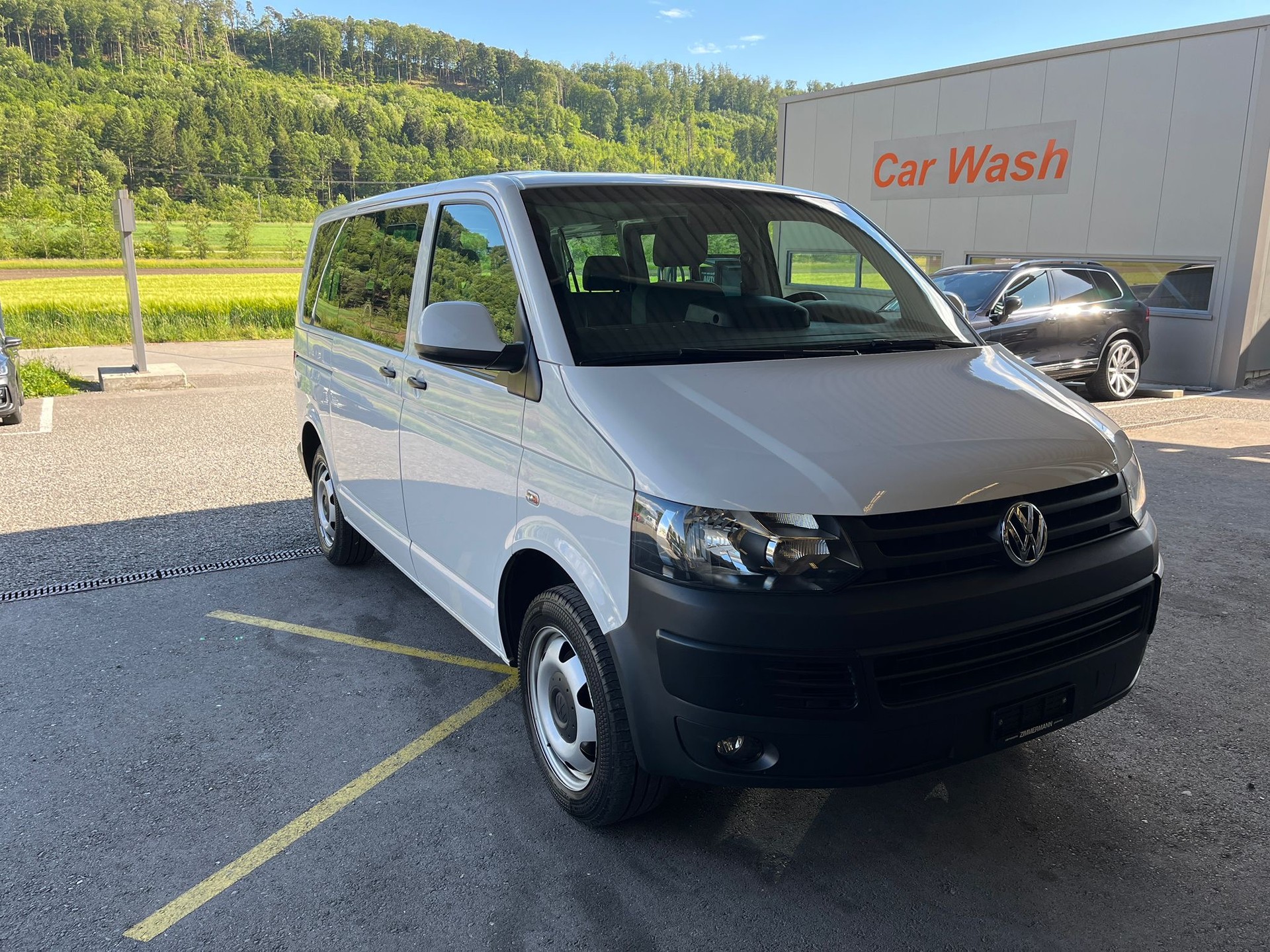 VW EX POLICE !! MOTOR NEU !! MFK NEU !! 8 PLÄTZER 4X4 SYNCHRO TOP ZUSTAND. AB SERVICE.T5 2.0 Bi-TDI 4X4 DSG. AHK 2500 KG.-image-10