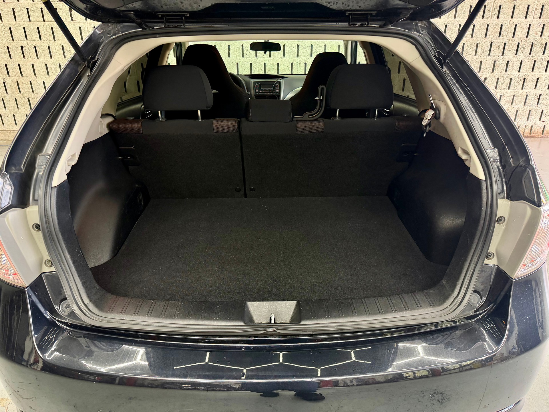 SUBARU Impreza 2.0XV Trend Automatic-image-12