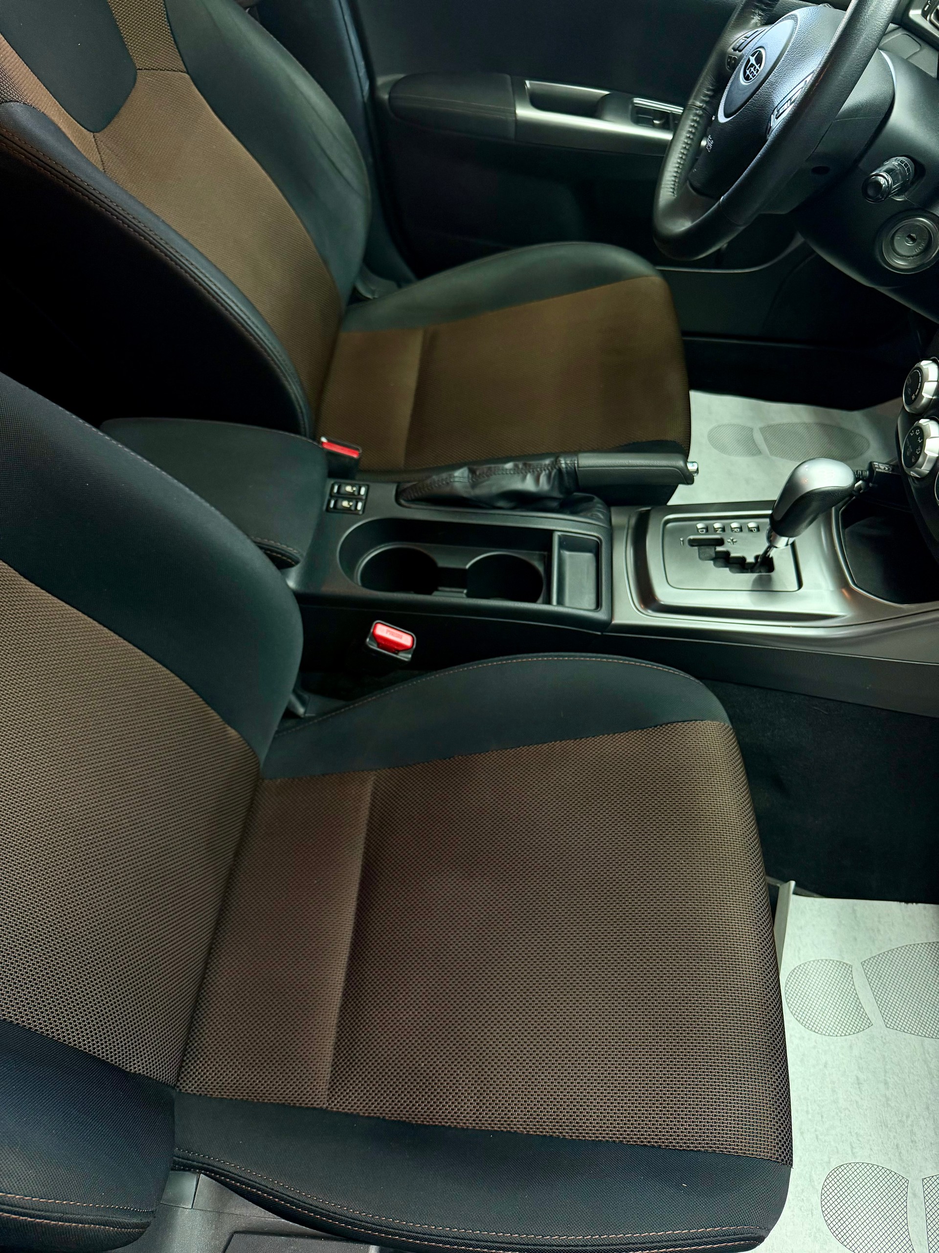SUBARU Impreza 2.0XV Trend Automatic-image-4