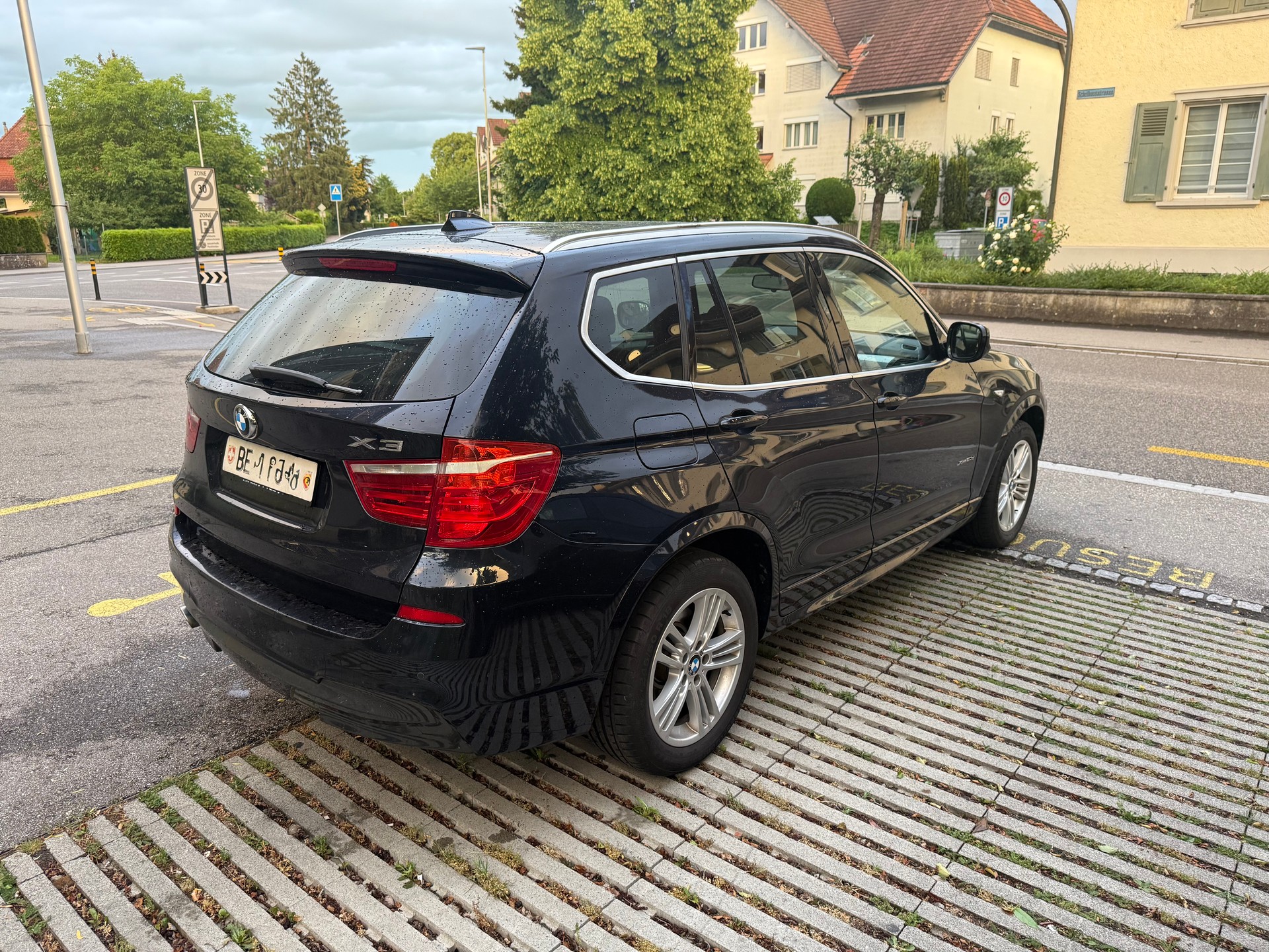 BMW X3 xDrive 20d Steptronic (CH)-showroom-element-1