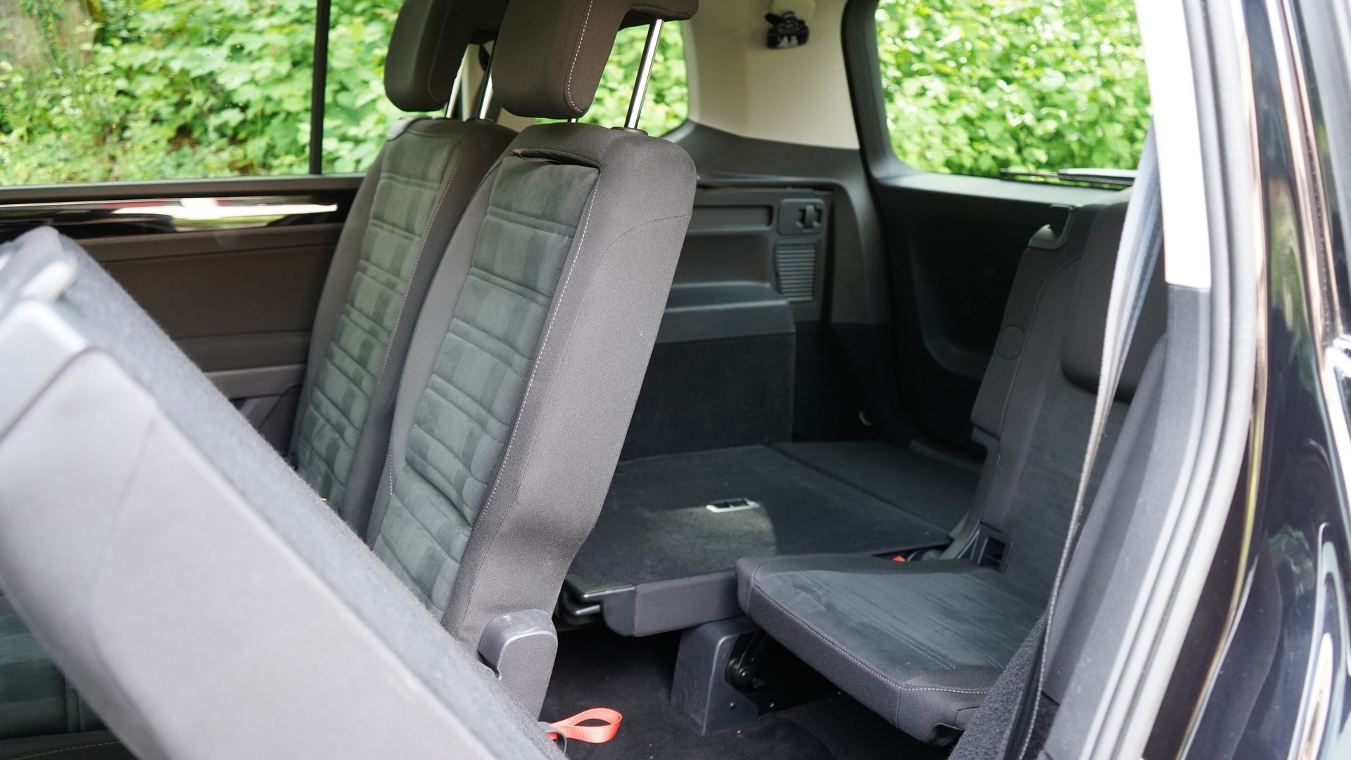 VW Touran 2.0 TDI BlueMotion Technology Comfortline DSG-image-12