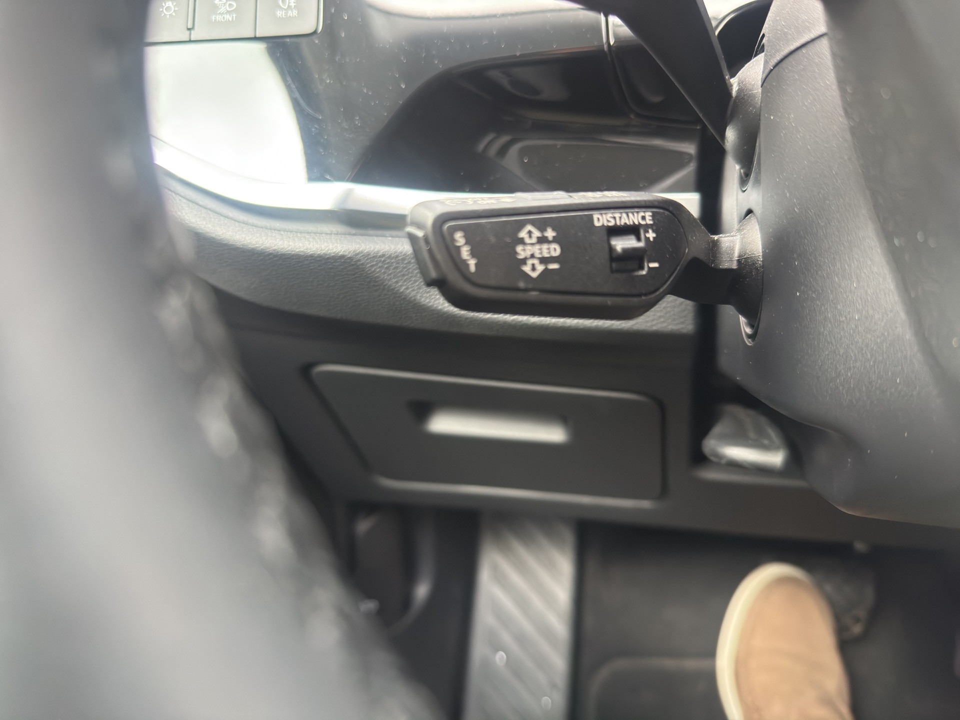AUDI Q3 1.5 35 TFSI Advanced S-Tronic-image-16