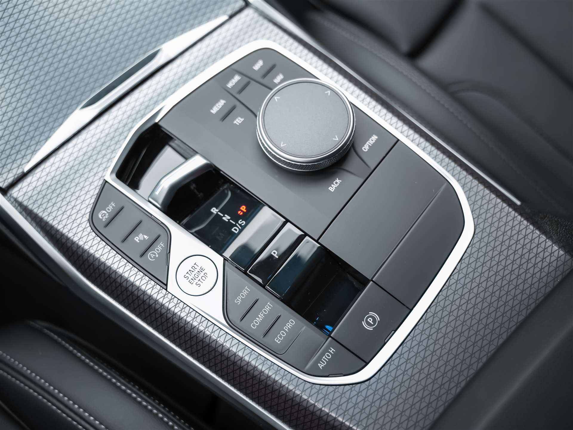 BMW M340i xDrive Steptronic M Sport Pro *Facelift 2025*20" Felgen*Harman/Kardon*-image-21