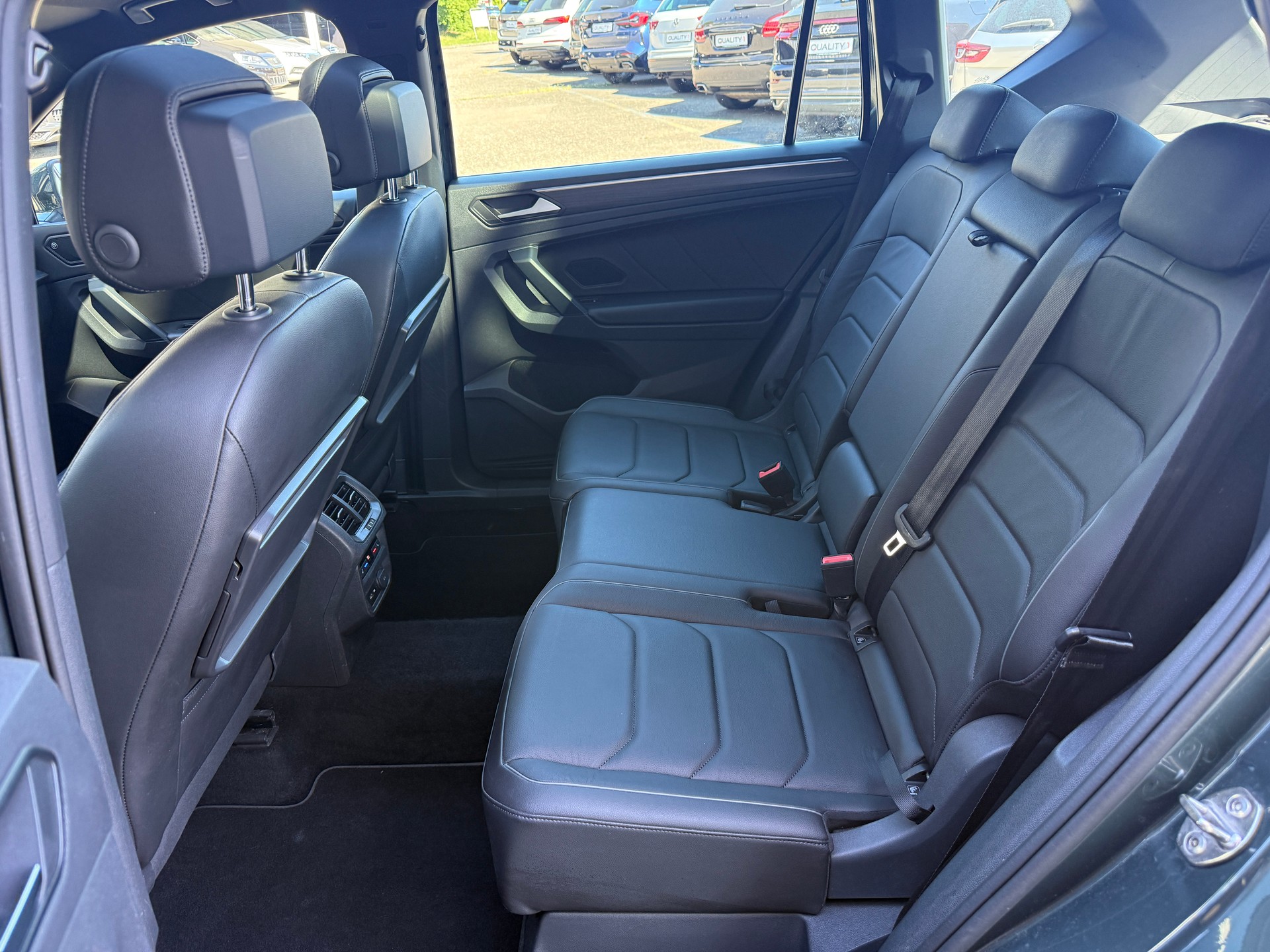SEAT Tarraco 2.0TSI 4Drive DSG Swiss Excellence *** ANHÄNGERKUPPLUNG ***-image-21