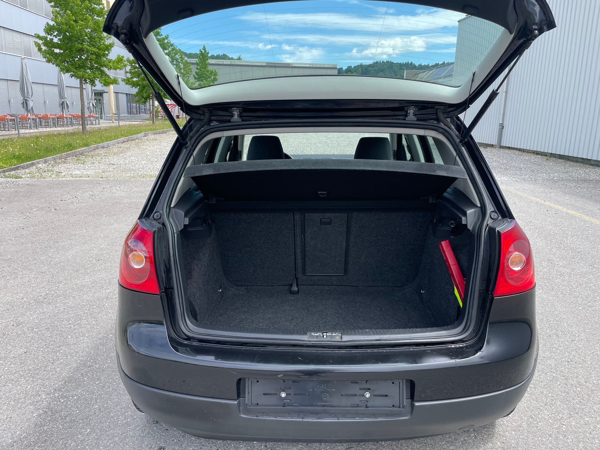 VW Golf 2.0 FSI Sportline-image-14