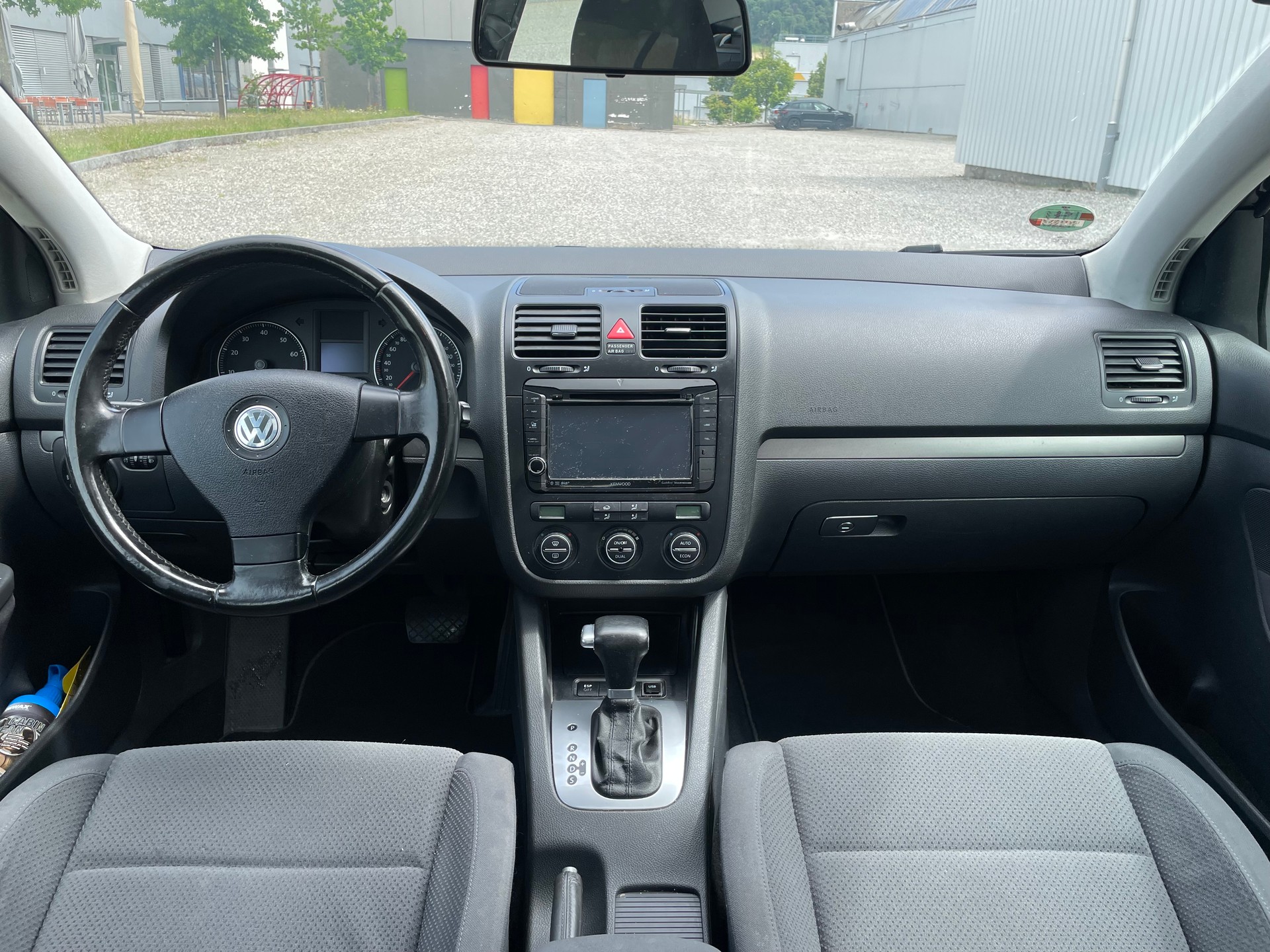 VW Golf 2.0 FSI Sportline-image-8