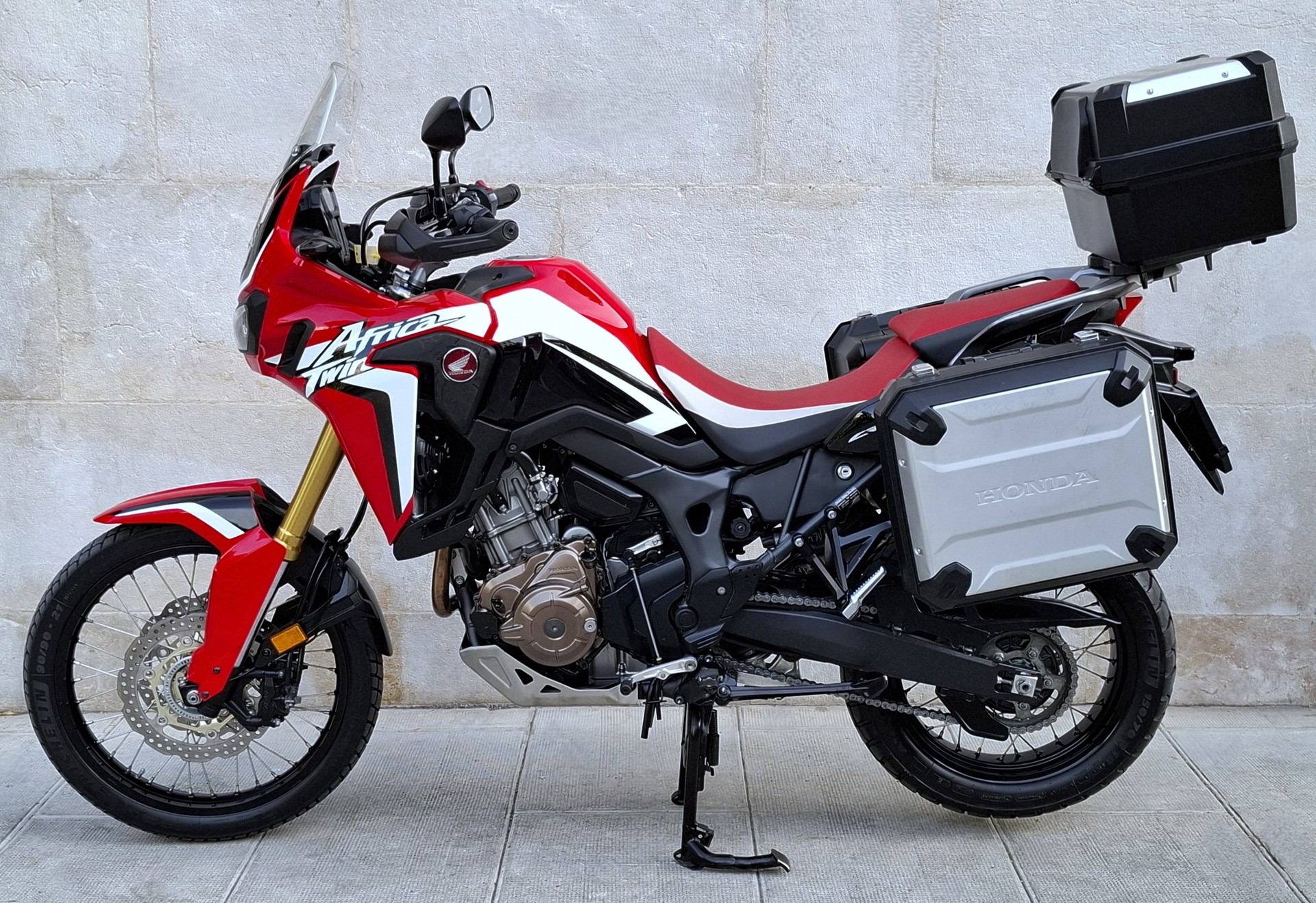 HONDA CRF 1000A Africa Twin-showroom-element-2