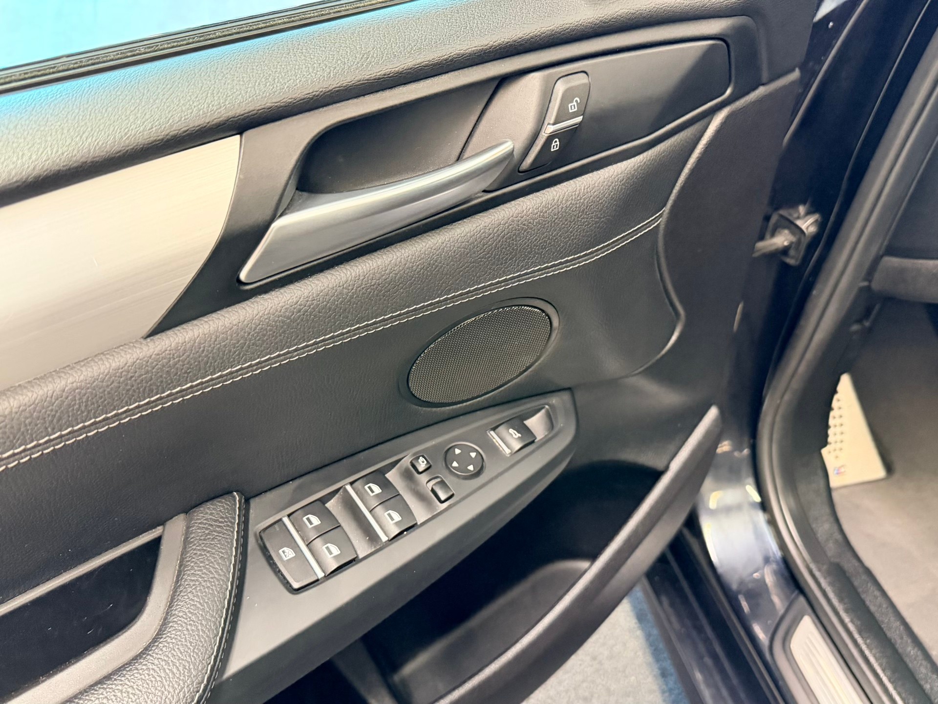 BMW X4 xDrive 35d M Sport Steptronic-image-13