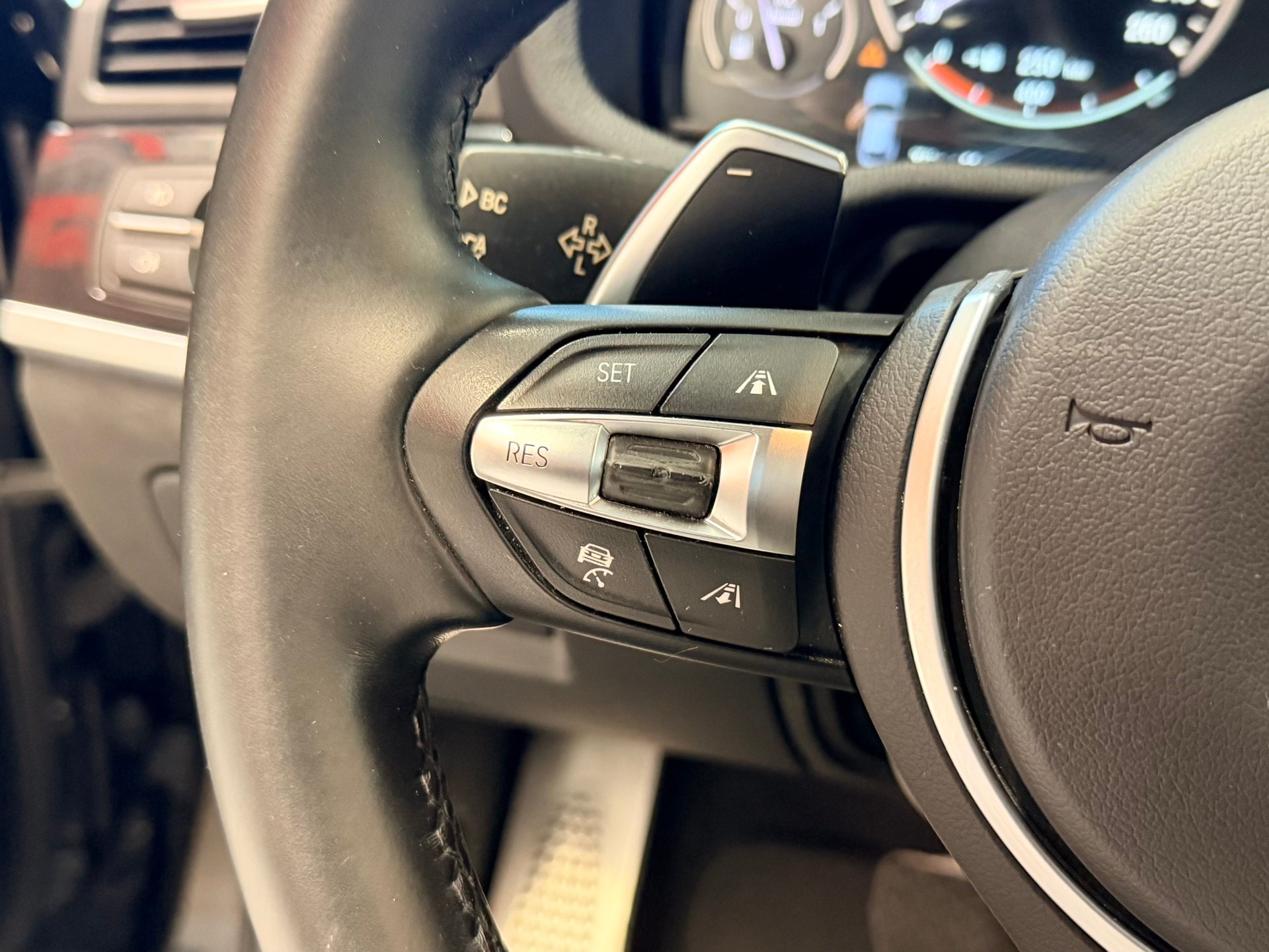 BMW X4 xDrive 35d M Sport Steptronic-image-25
