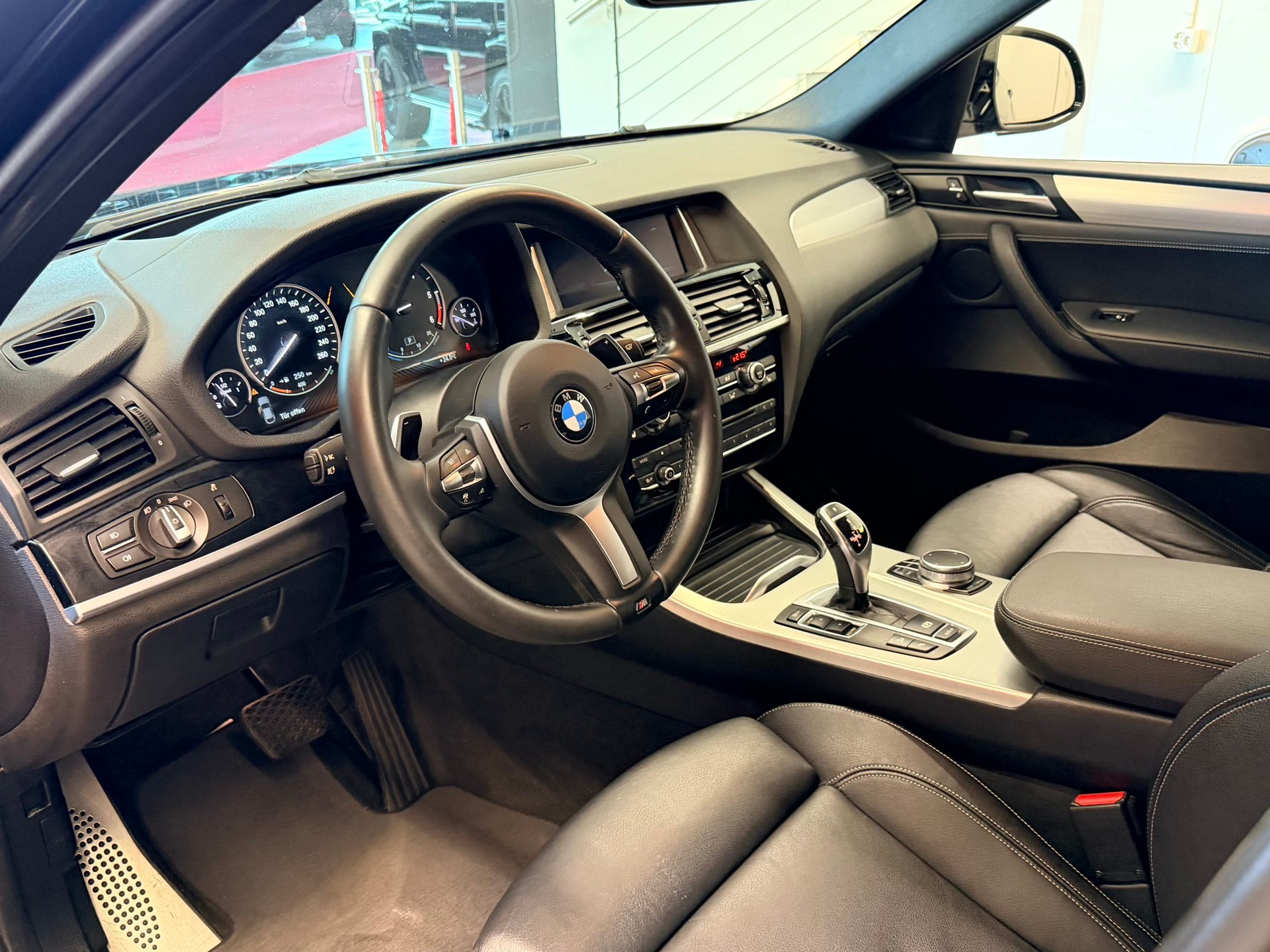 BMW X4 xDrive 35d M Sport Steptronic-image-11