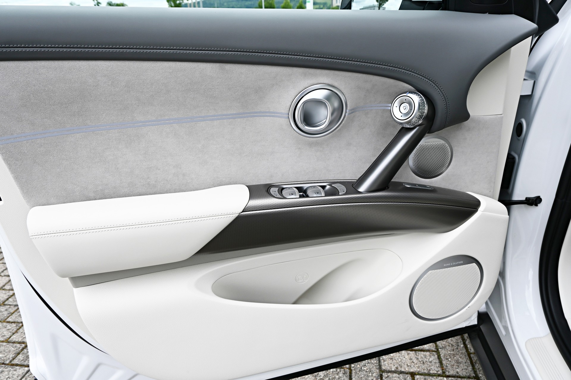 GENESIS GV60 77.4 kWh Sport AWD 318PS 4X4 (CH Auto) + Werksgarantie 09.2029-image-17