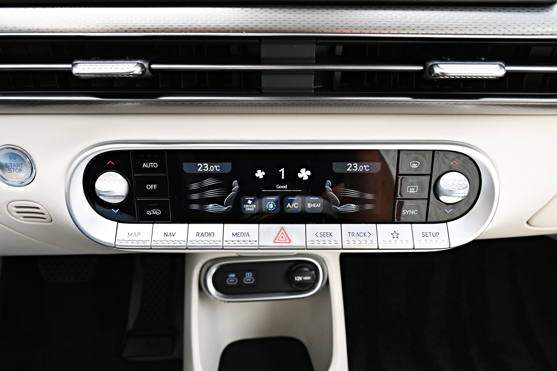 GENESIS GV60 77.4 kWh Sport AWD 318PS 4X4 (CH Auto) + Werksgarantie 09.2029-image-15