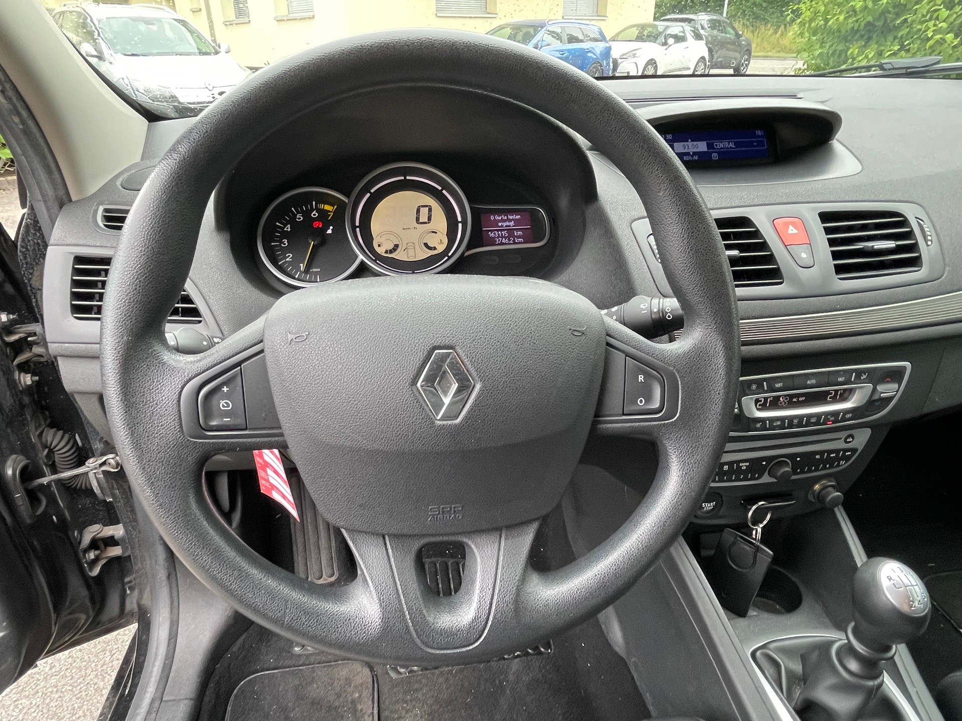 RENAULT Mégane Grandtour 1.4 16V Turbo Expression-image-11