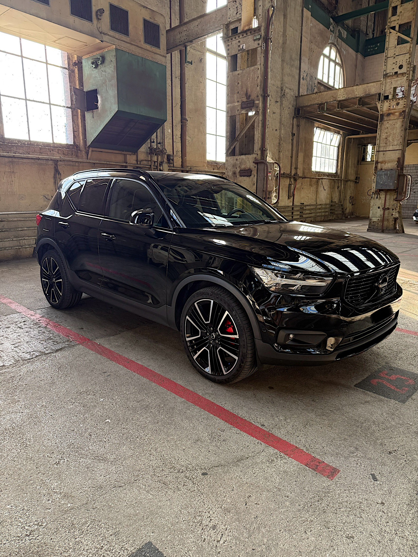 VOLVO T5 TwE R-Design DCT (frisch ab MFK 11.8.2026)-image-2