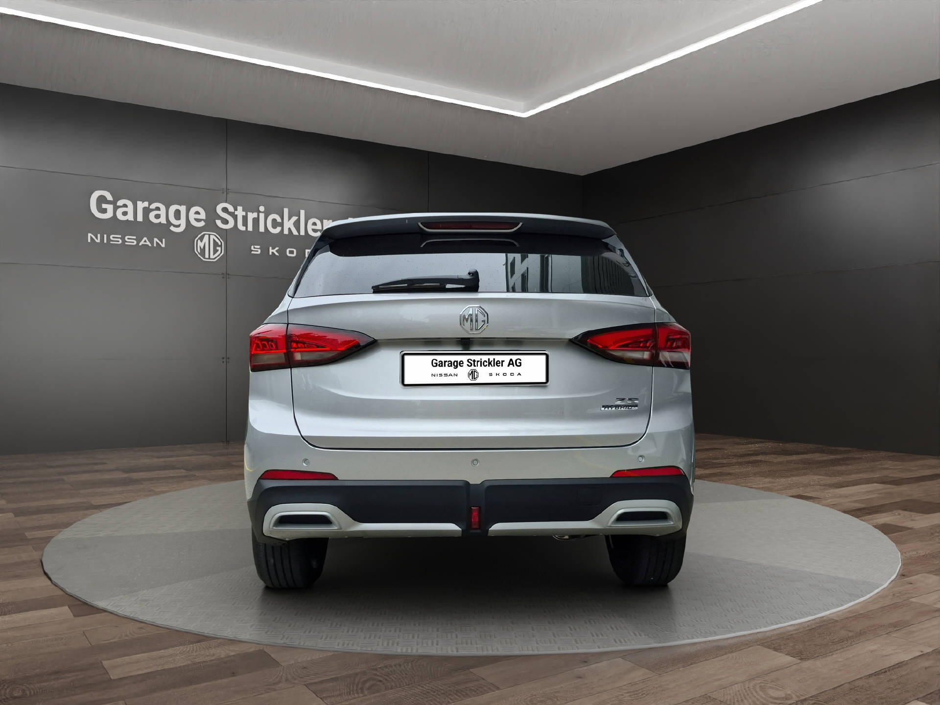 MG ZS 1.5 Hybrid+ Luxury Sunroof-showroom-element-3