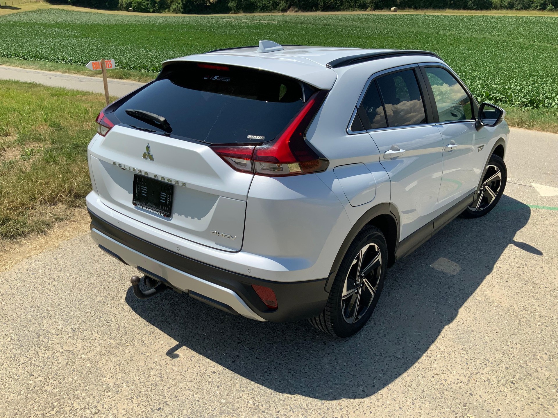 MITSUBISHI Eclipse Cross 2.4 PHEV Style 4x4-showroom-element-3