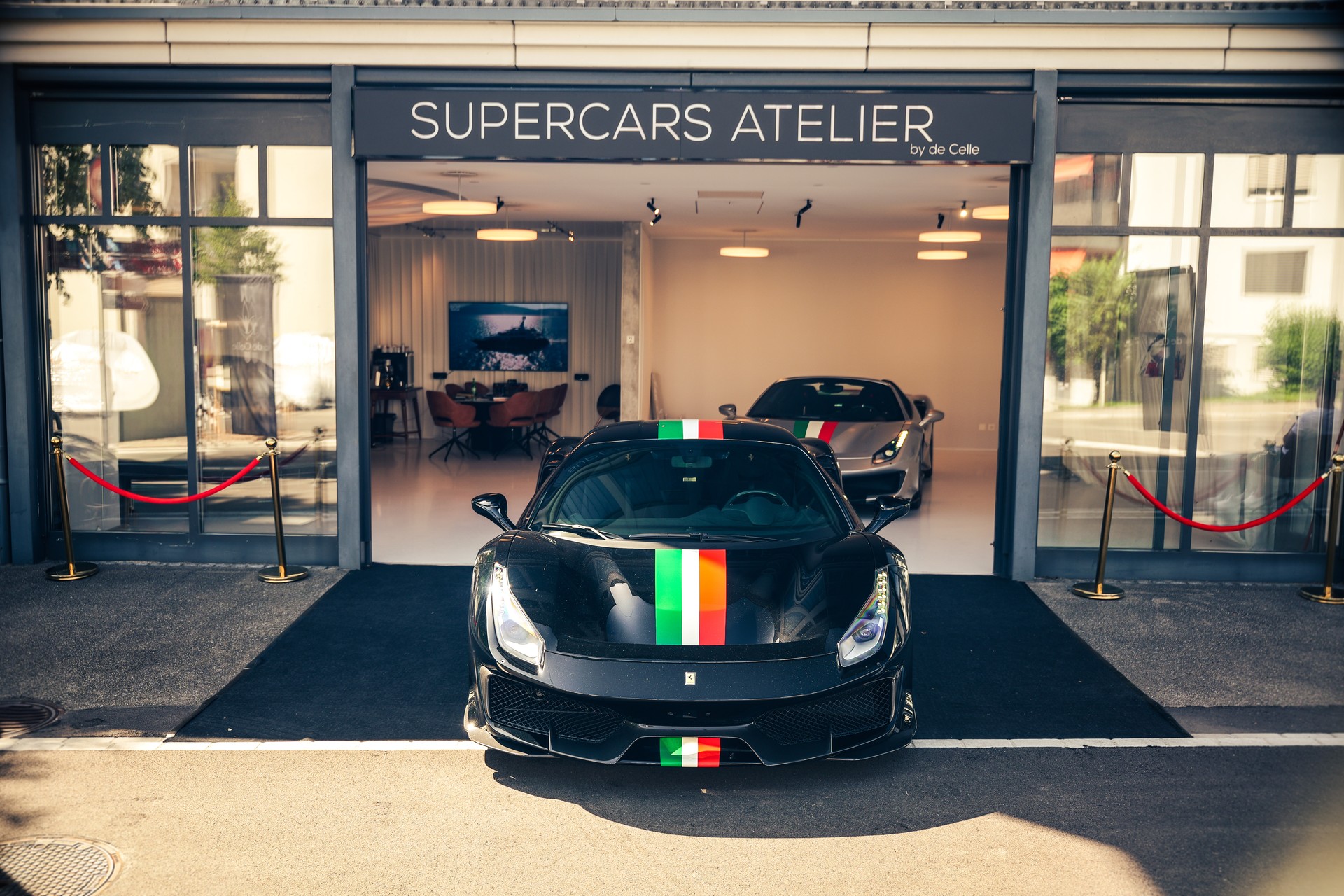 FERRARI 488 Pista 3.9 V8-showroom-element-1