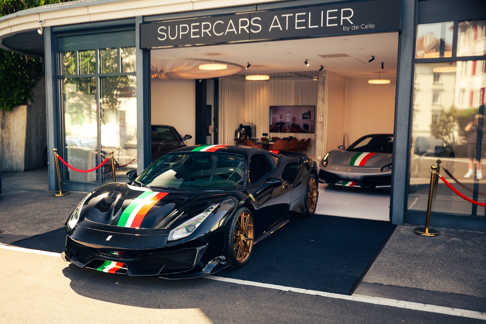 FERRARI 488 Pista 3.9 V8-showroom-element-2