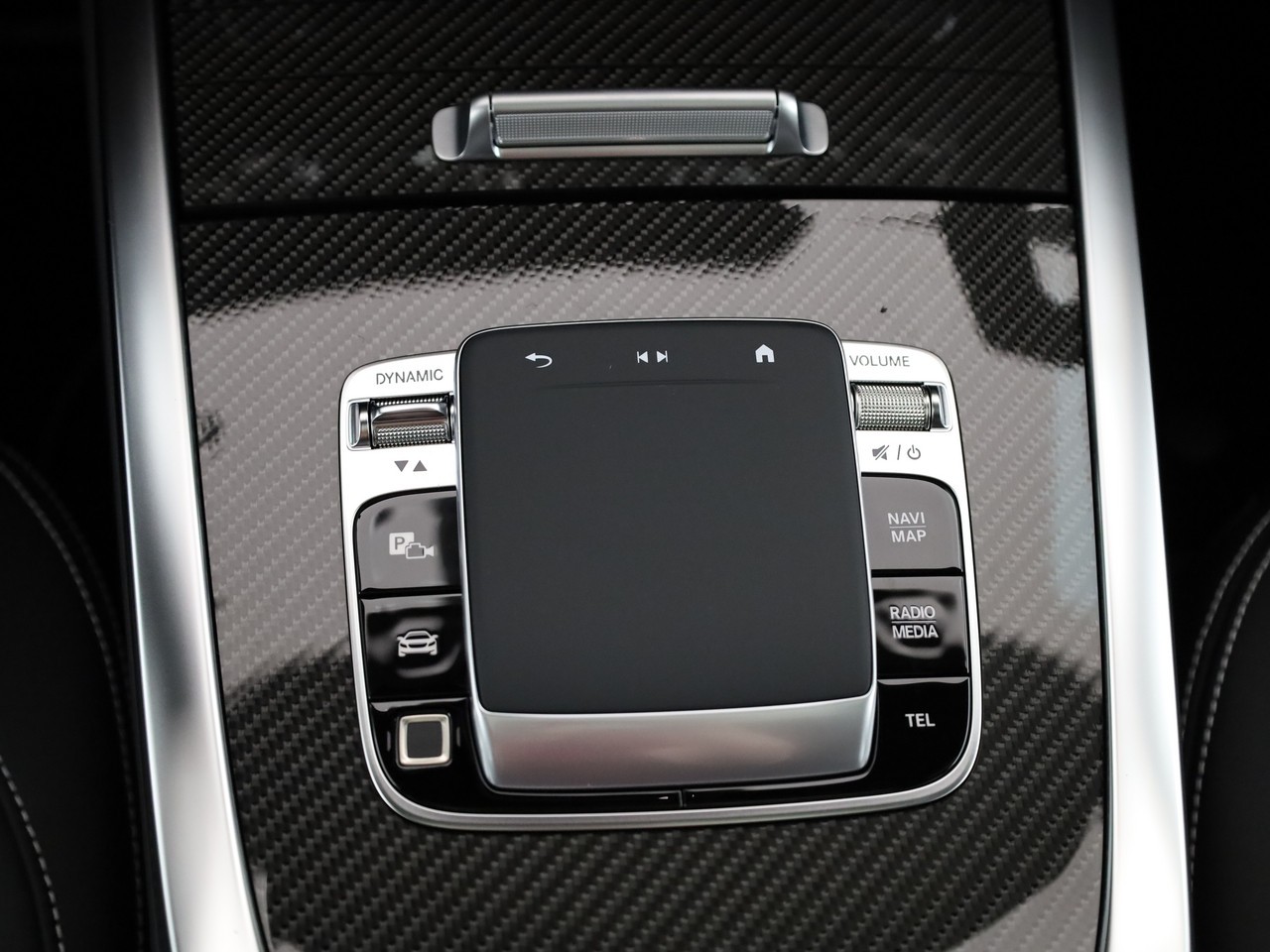 MERCEDES-BENZ G 63 AMG 9G-Tronic-image-17