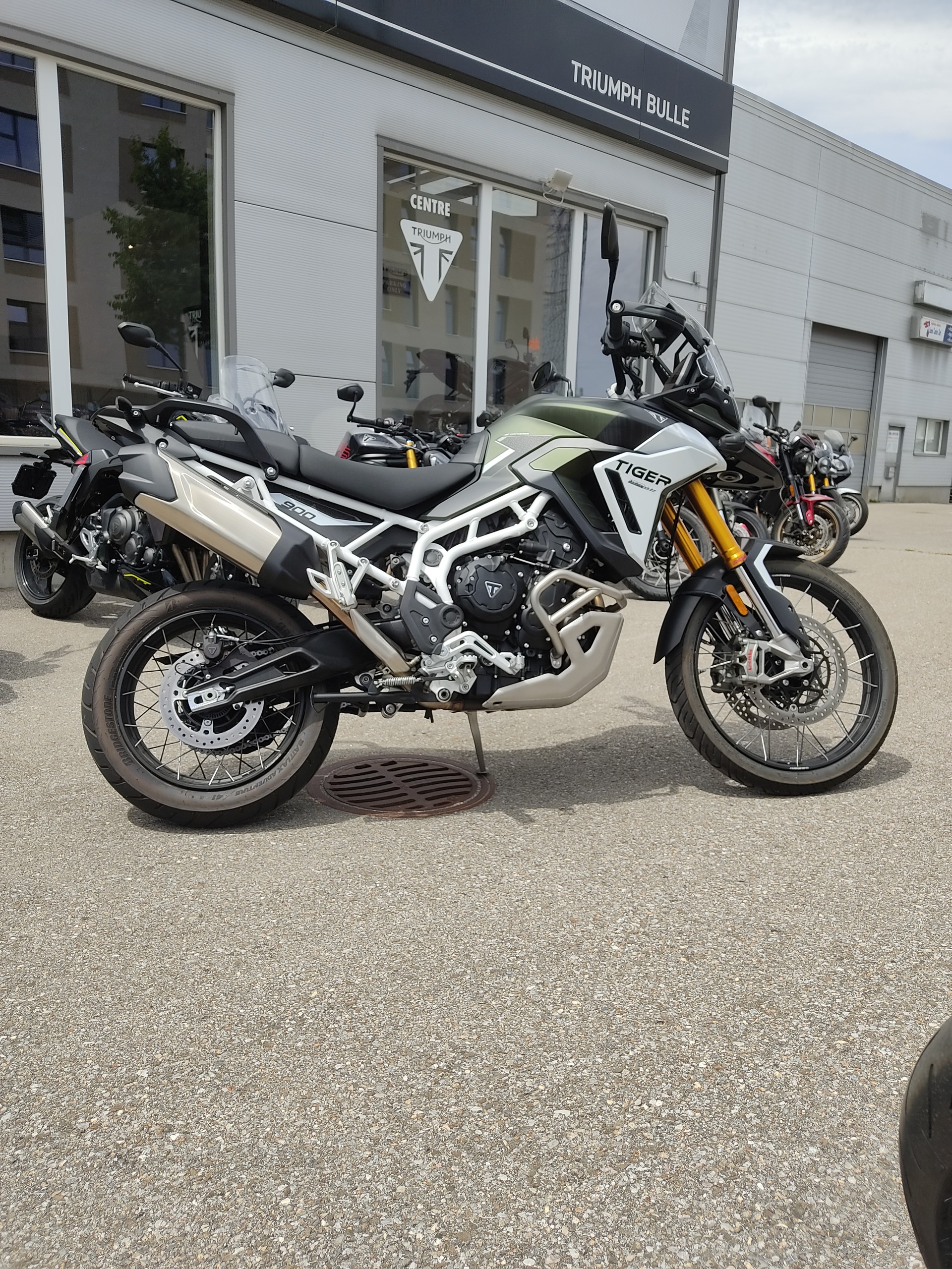 TRIUMPH Tiger 900 Rally Pro-showroom-element-1