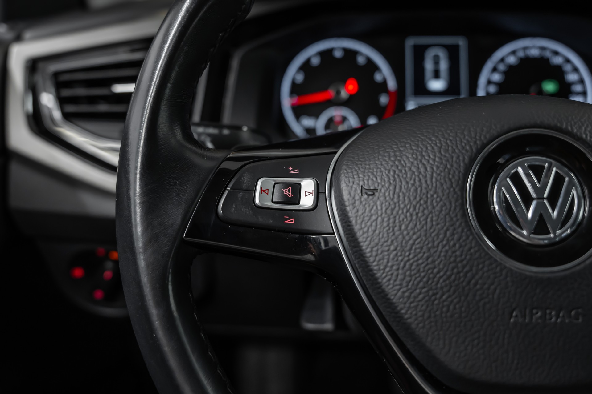 VW Polo 1.0 TSI BMT Comfortline DSG *Automatik*CH-Fahrzeug*-image-18