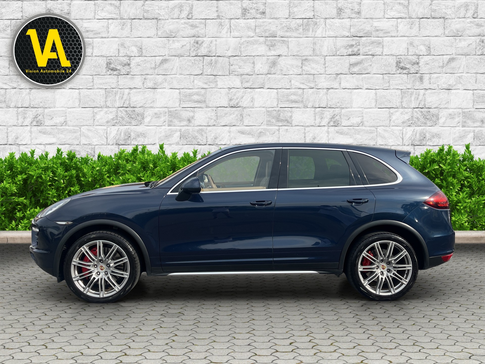 PORSCHE Cayenne Turbo
