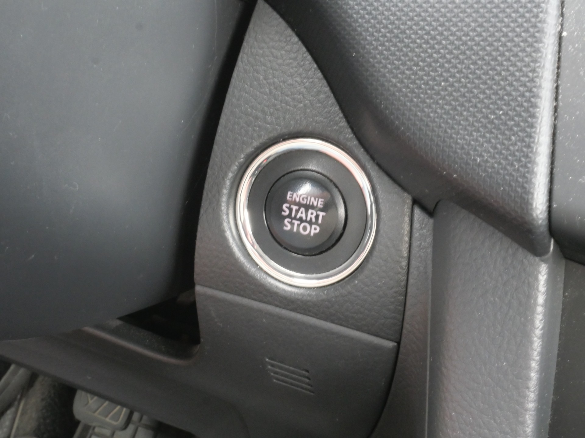 SUZUKI Swift 1.2i 16V GL Top *Facelift, 8-Räder, MFK 07.26*-image-13