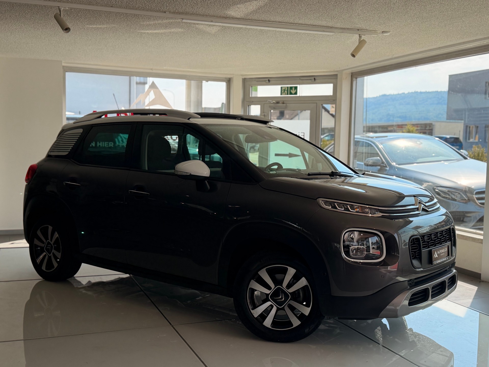 CITROEN C3 Aircross 1.2i PureTech Rip Curl EAT-showroom-element-2