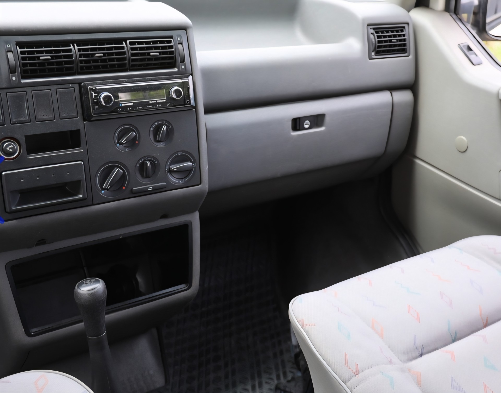 VW T4 Camper-image-11