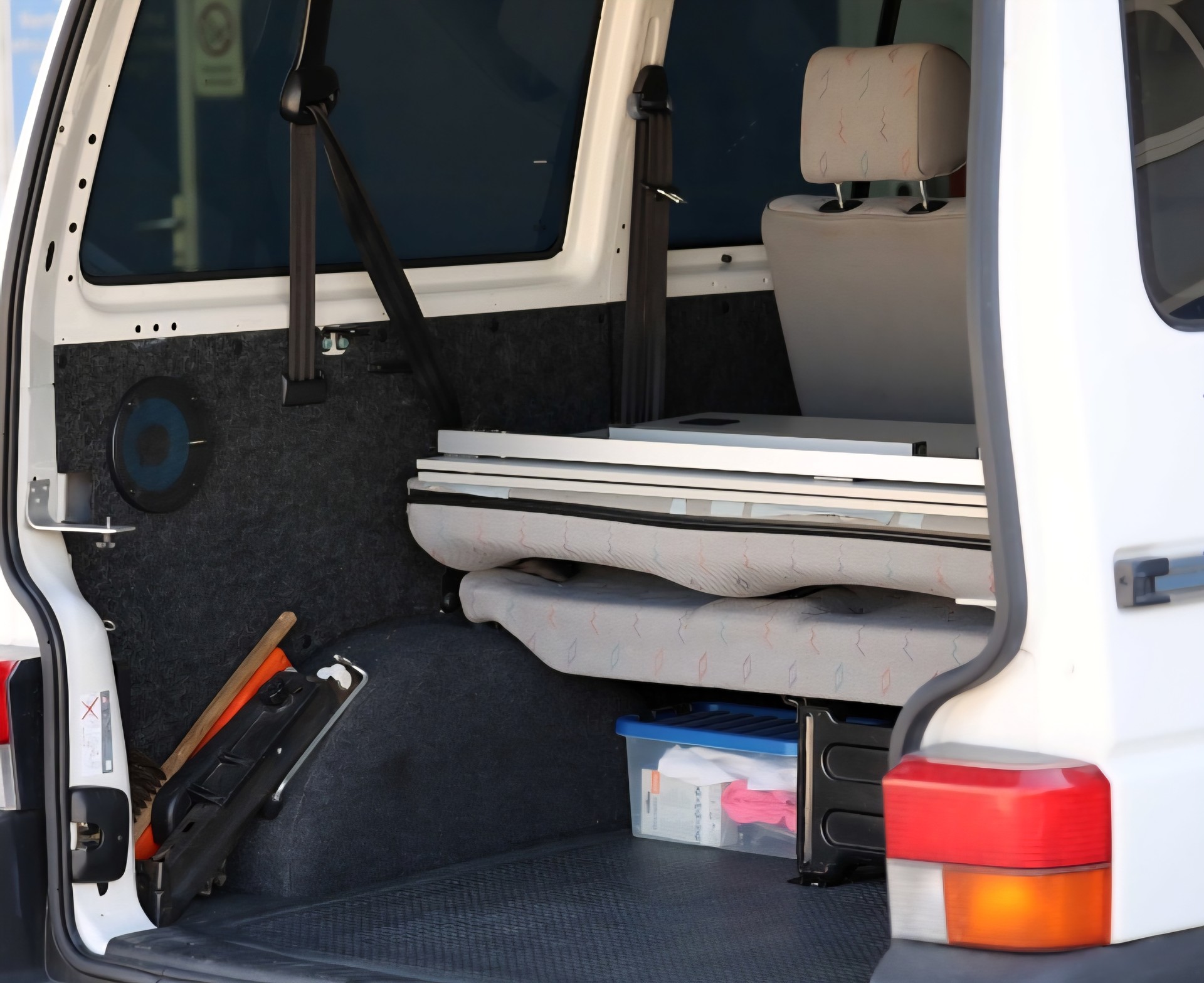 VW T4 Camper-image-18