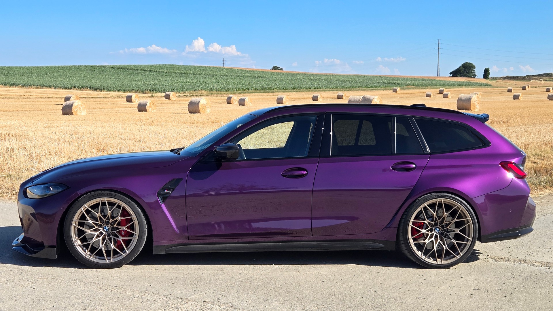 BMW M3 Touring xDrive Competition M-showroom-element-3