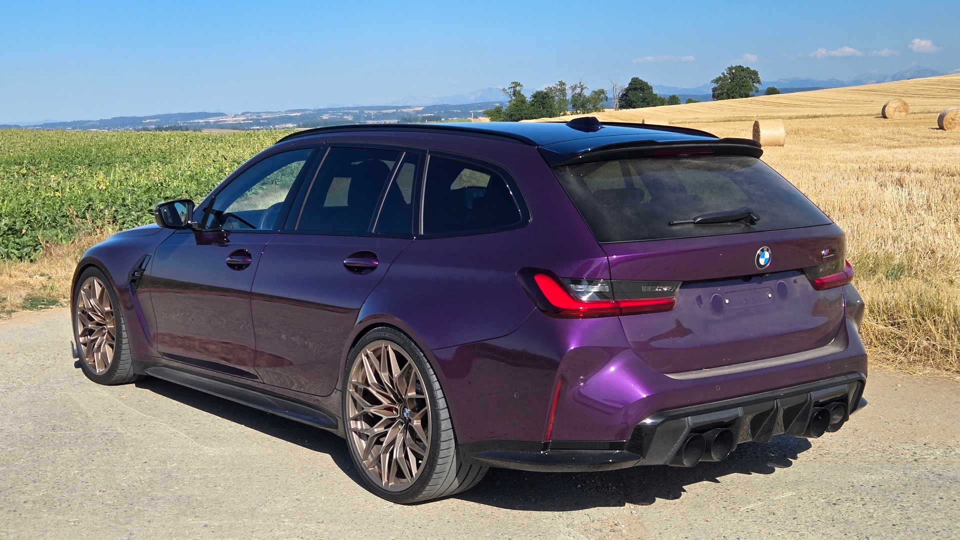BMW M3 Touring xDrive Competition M-image-7