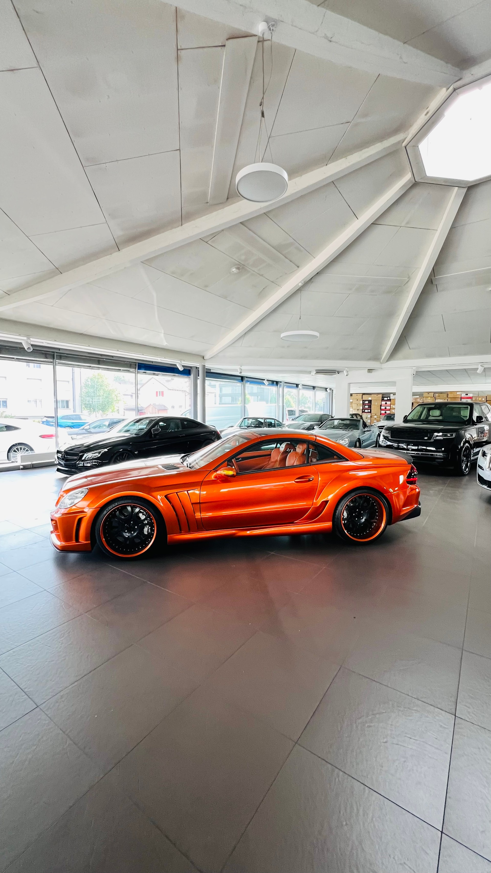 MERCEDES-BENZ SL 65 AMG Automatic-showroom-element-1