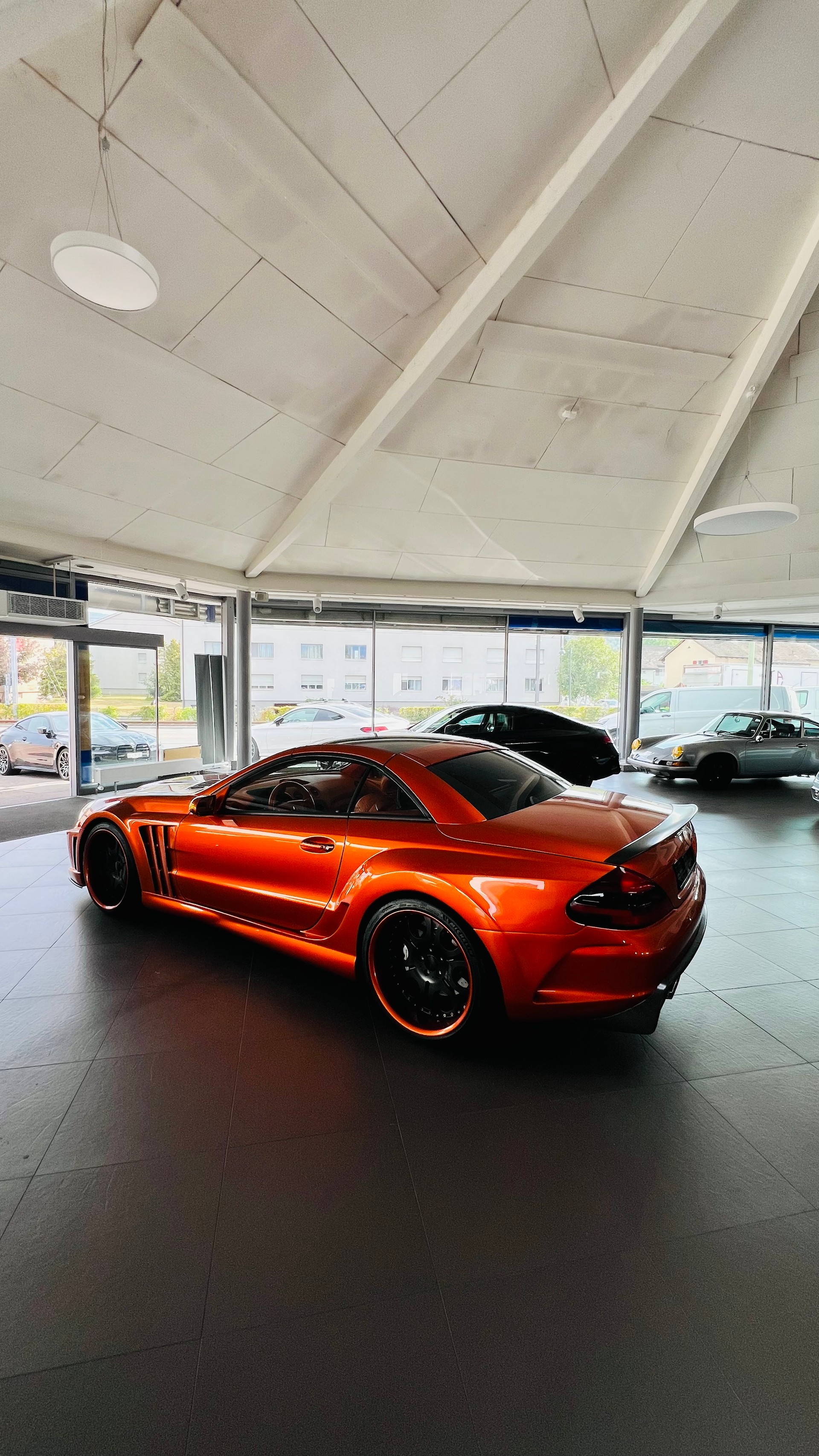 MERCEDES-BENZ SL 65 AMG Automatic-showroom-element-2