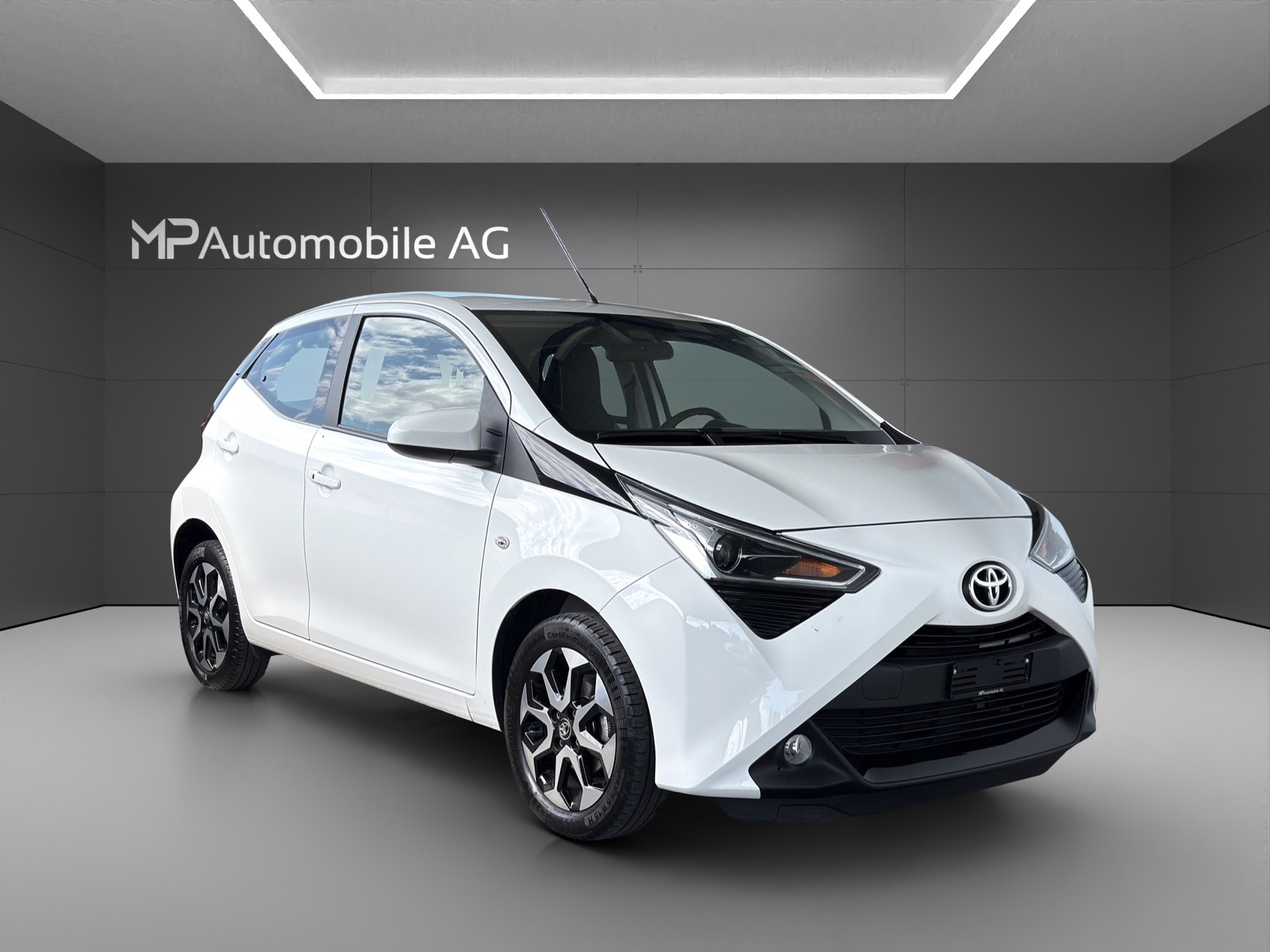 TOYOTA Aygo 1.0 VVT-i Trend X-shift-showroom-element-1