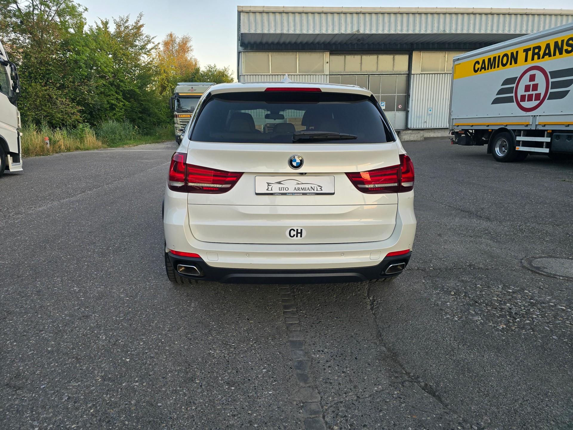 BMW X5 xDrive 40d Steptronic-showroom-element-3