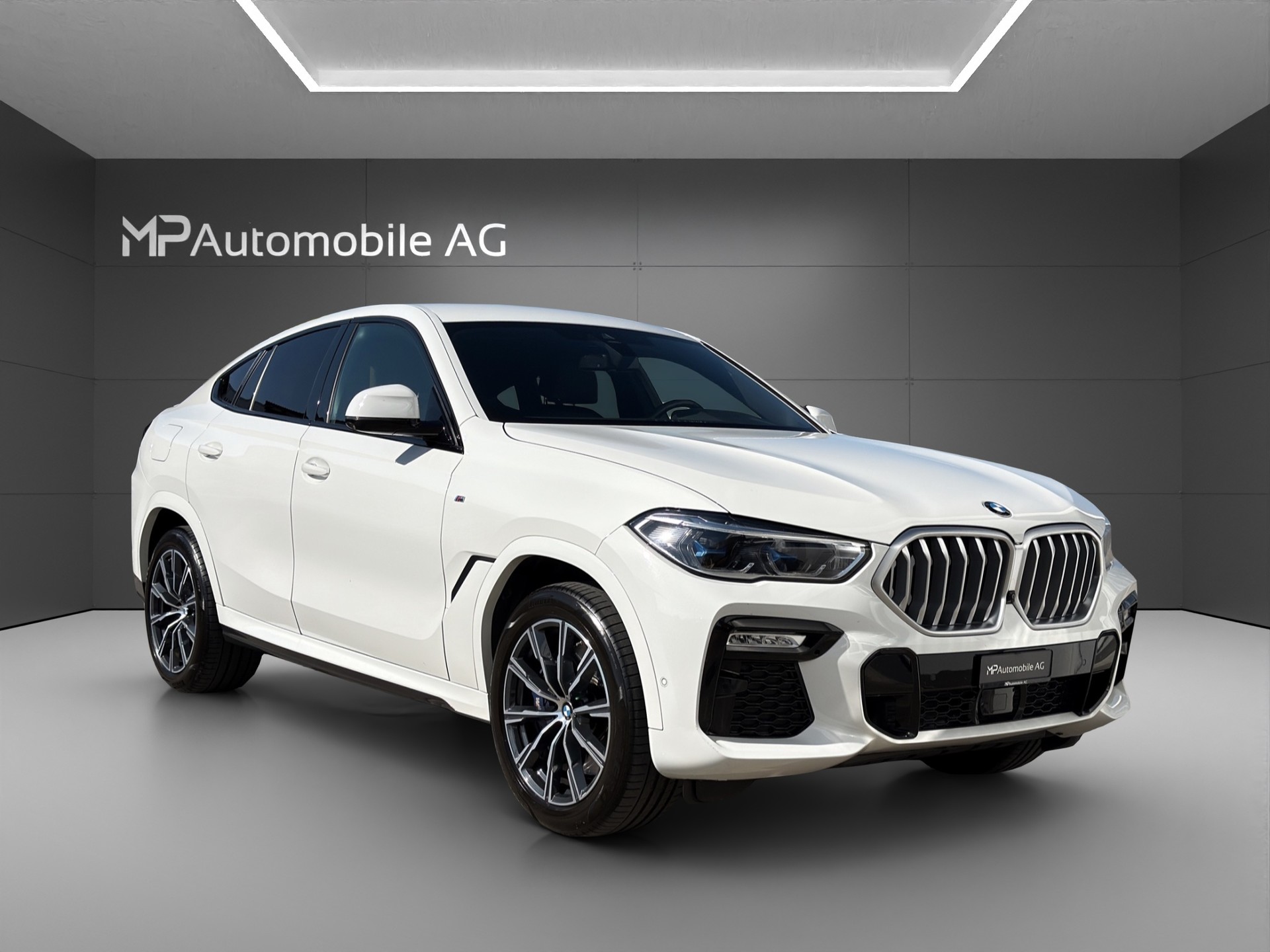 BMW X6 xDrive 40i Steptronic M Sport-showroom-element-1