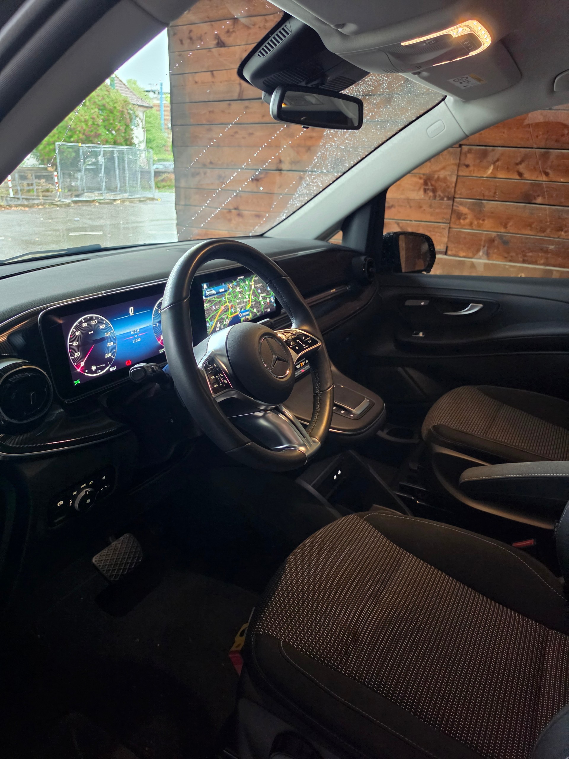 MERCEDES-BENZ V 250 d lang 9G-Tronic-image-1