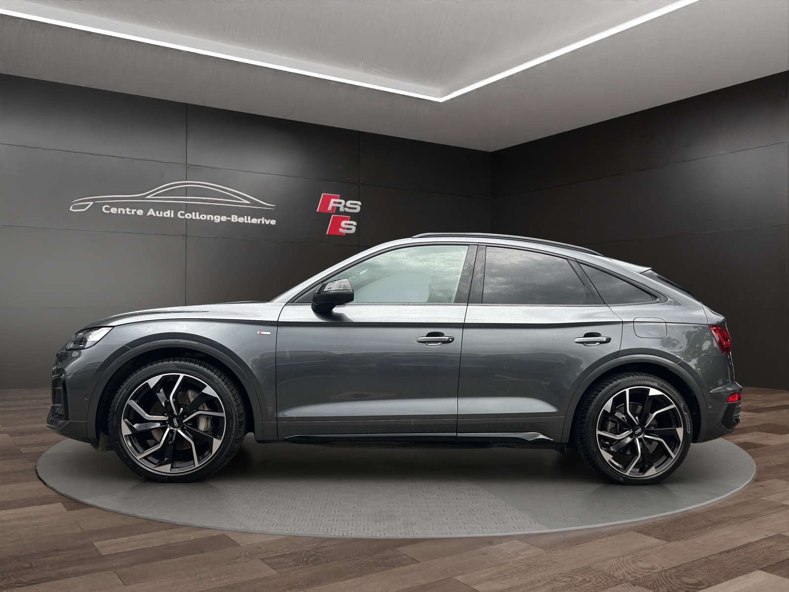 AUDI Q5 Sportback 55 TFSI e PHEV S line quattro S-tronic-showroom-element-2