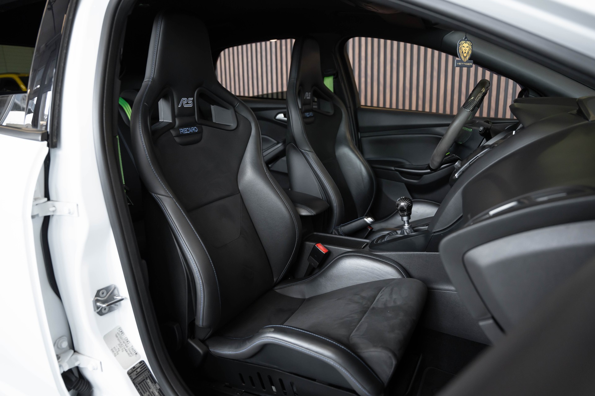 FORD Focus 2.3 EcoBoost RS AWD-image-21