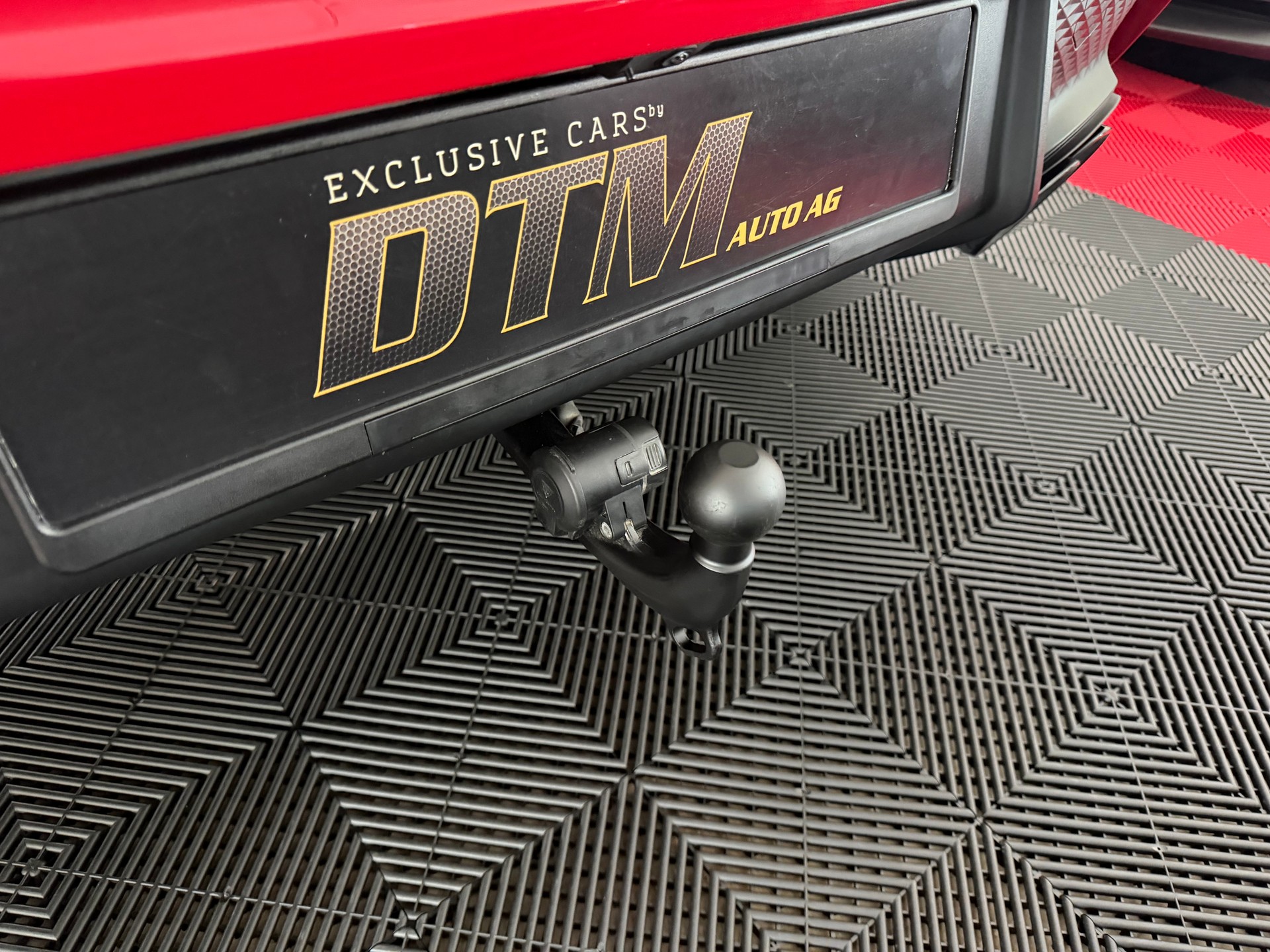 PORSCHE Macan GTS PDK-showroom-element-3