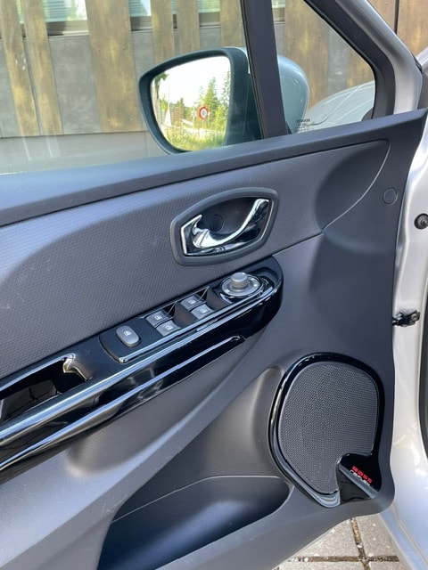 RENAULT Clio Grandtour 0.9 12V Dynamique-image-25