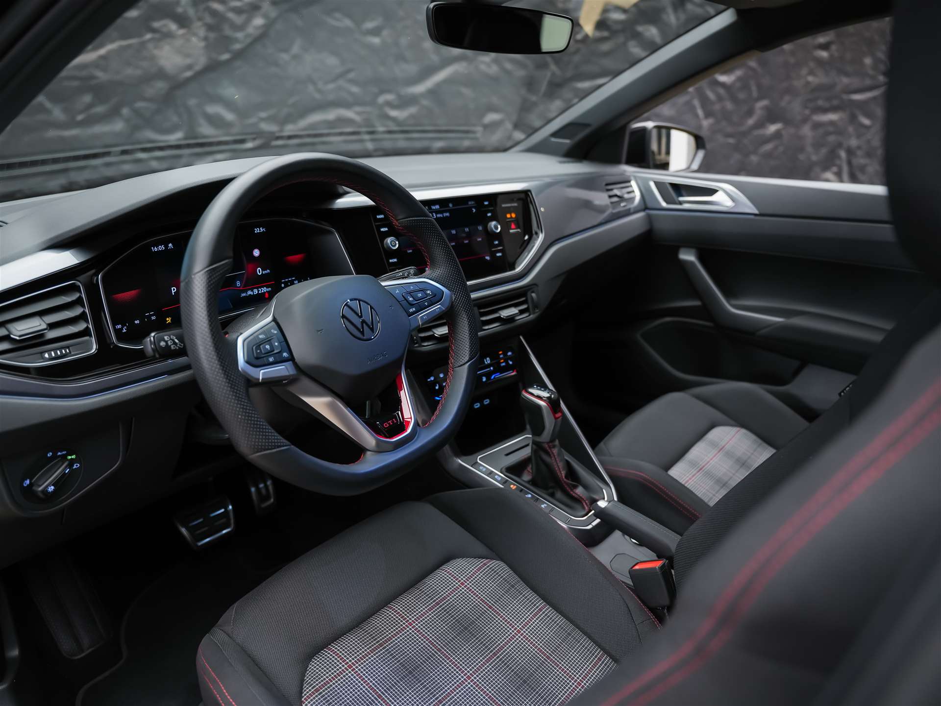 VW Polo 2.0 TSI GTI DSG *Assistenten*Sitzheizung*-image-8