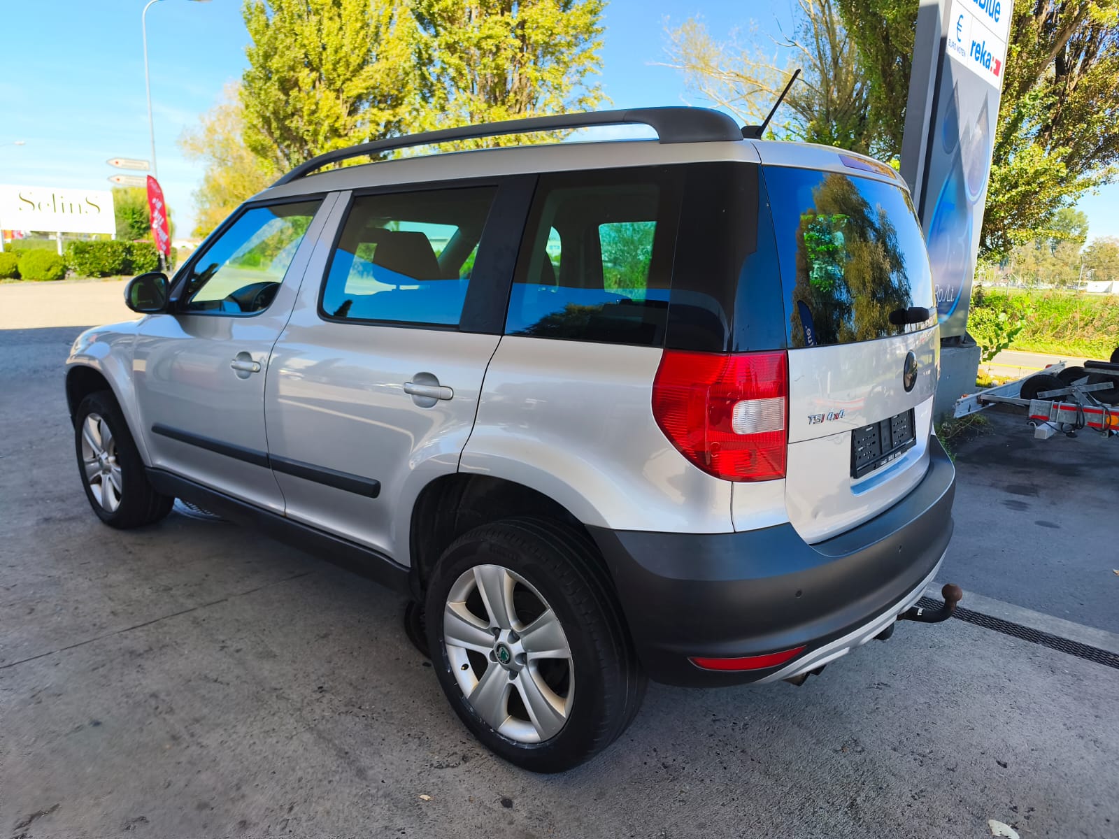 SKODA Yeti 1.8 TSI Elegance 4x4-showroom-element-3