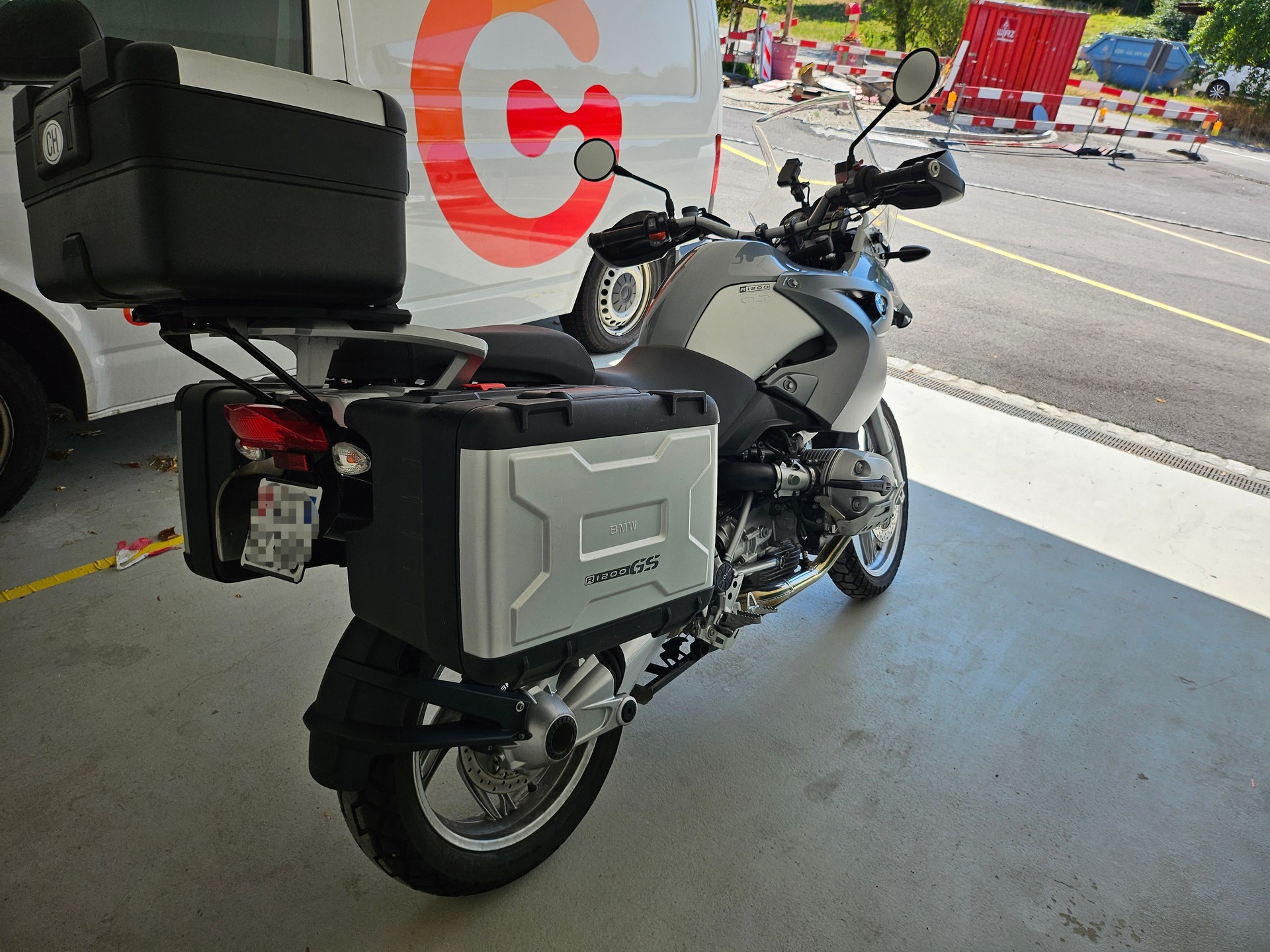 BMW GS-image-3