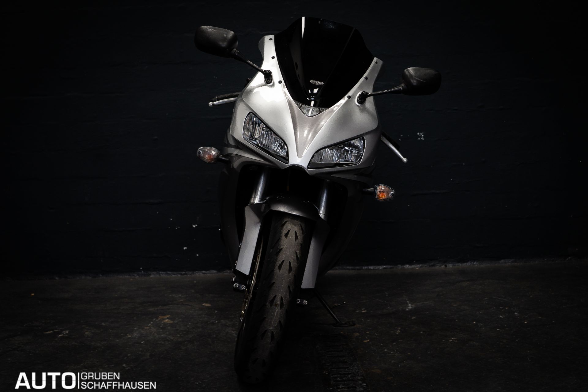HONDA CBR 1000 RR-image-15
