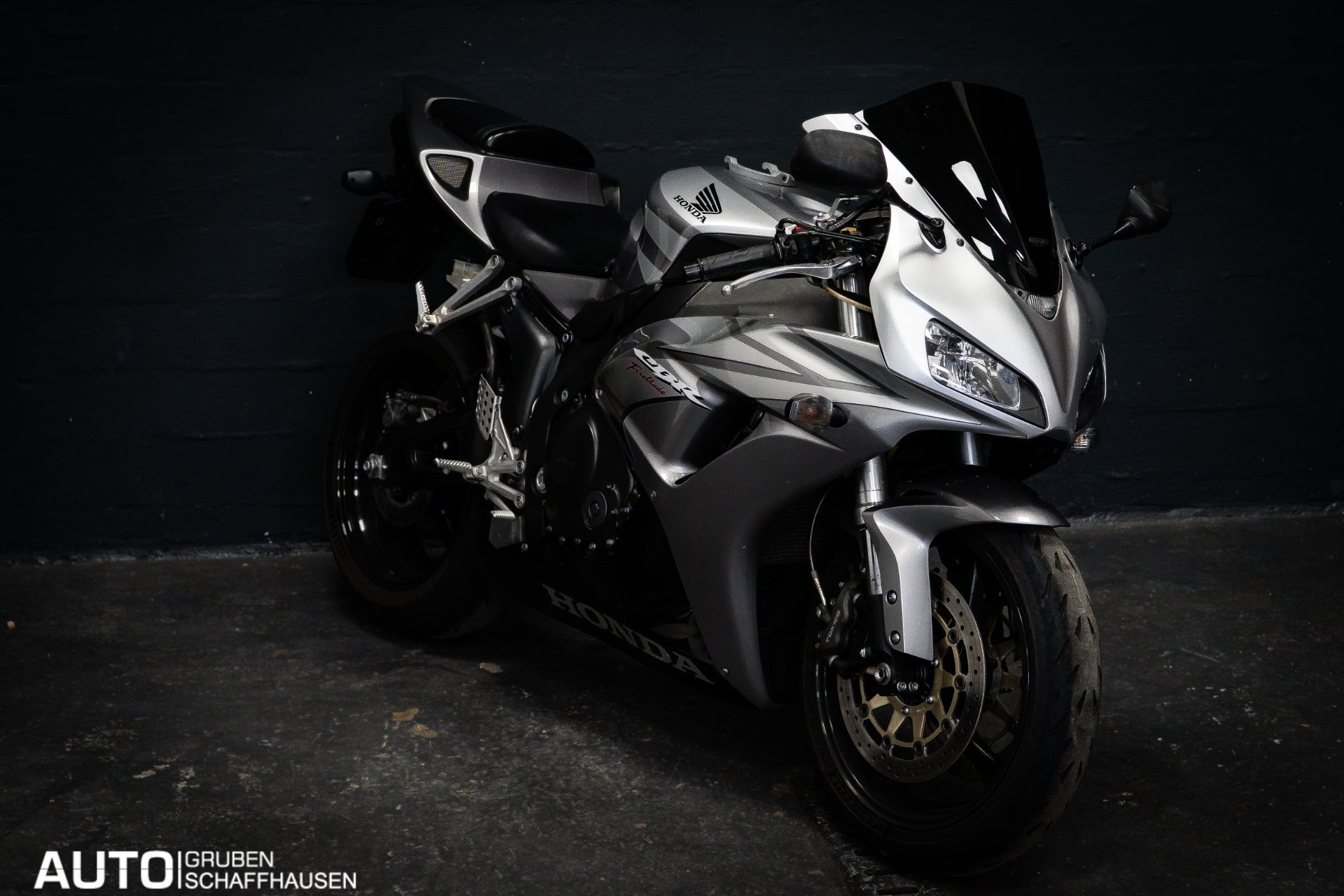 HONDA CBR 1000 RR-image-0